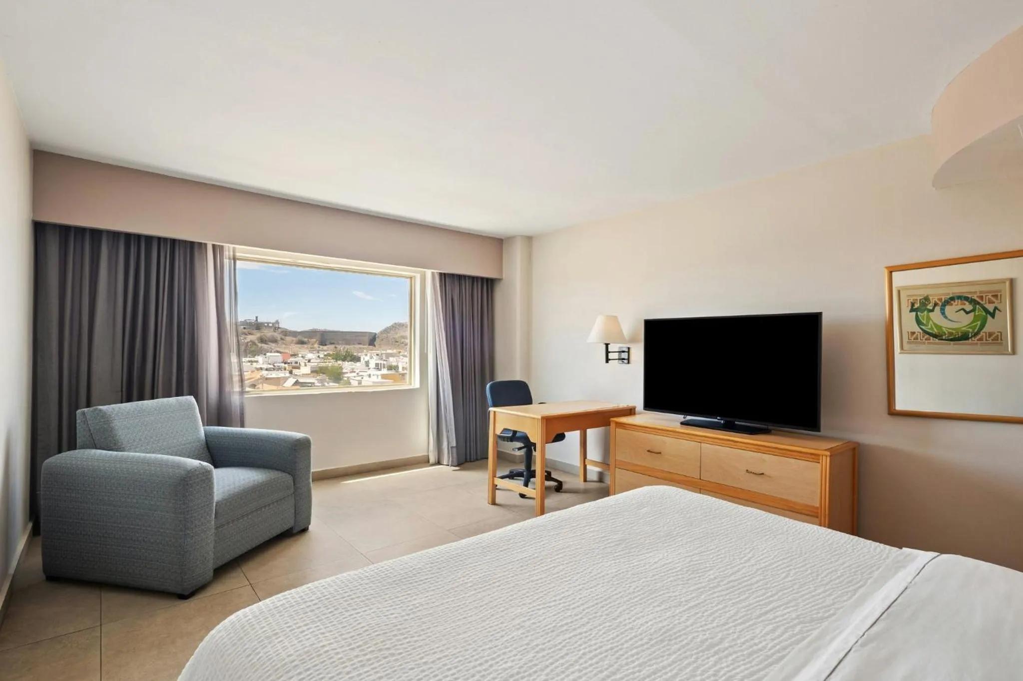 Bedroom, Bed in Fiesta Inn Express Hermosillo