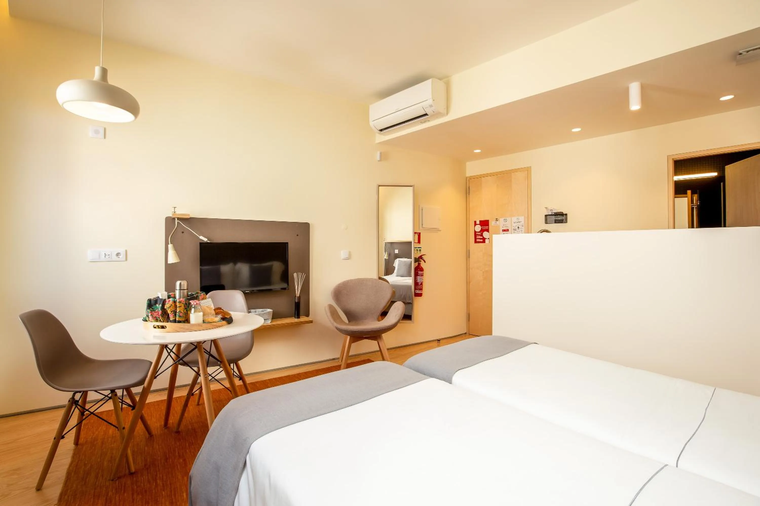 Bed in Feel Porto Codeçal Apartments