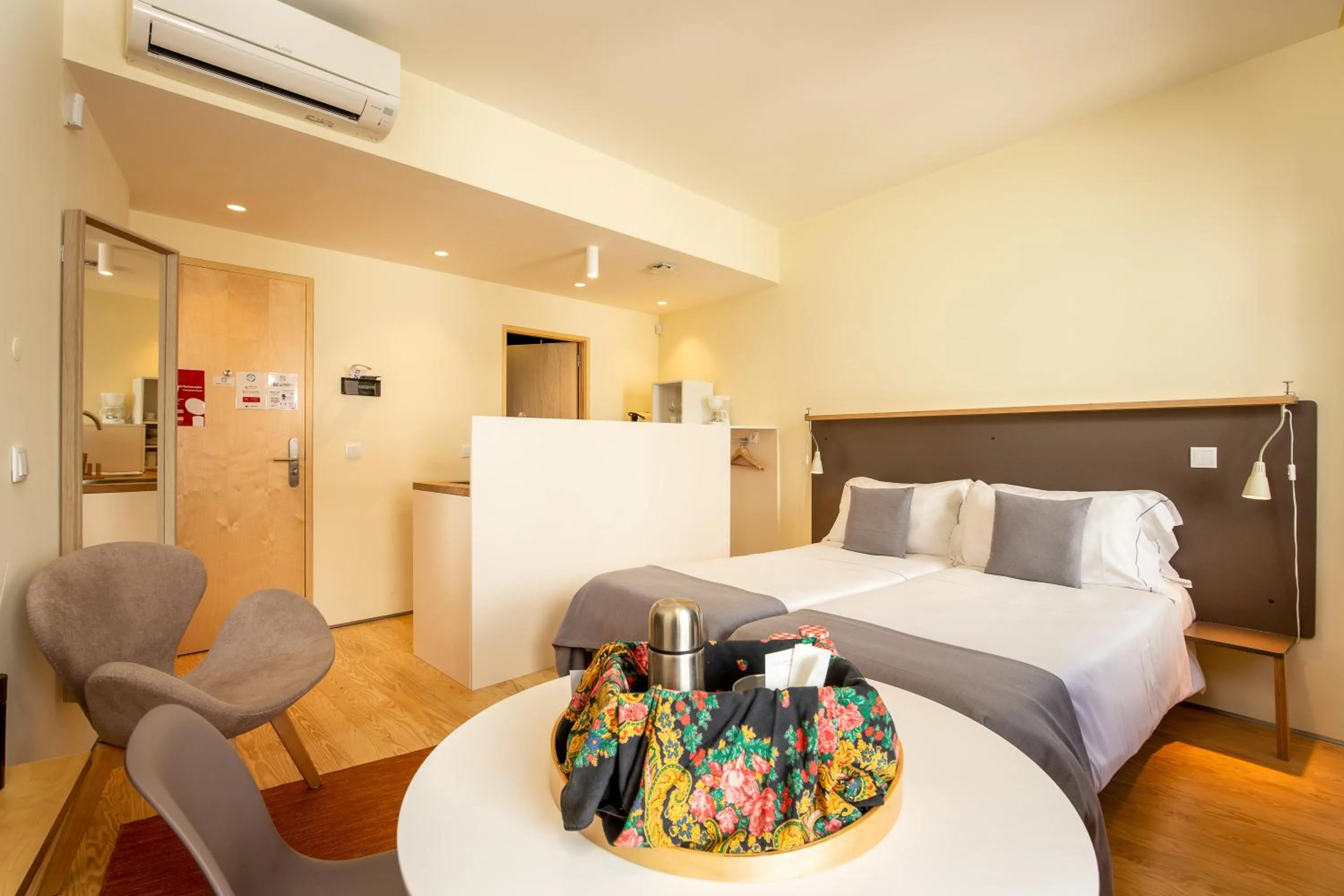 Bed in Feel Porto Codeçal Apartments