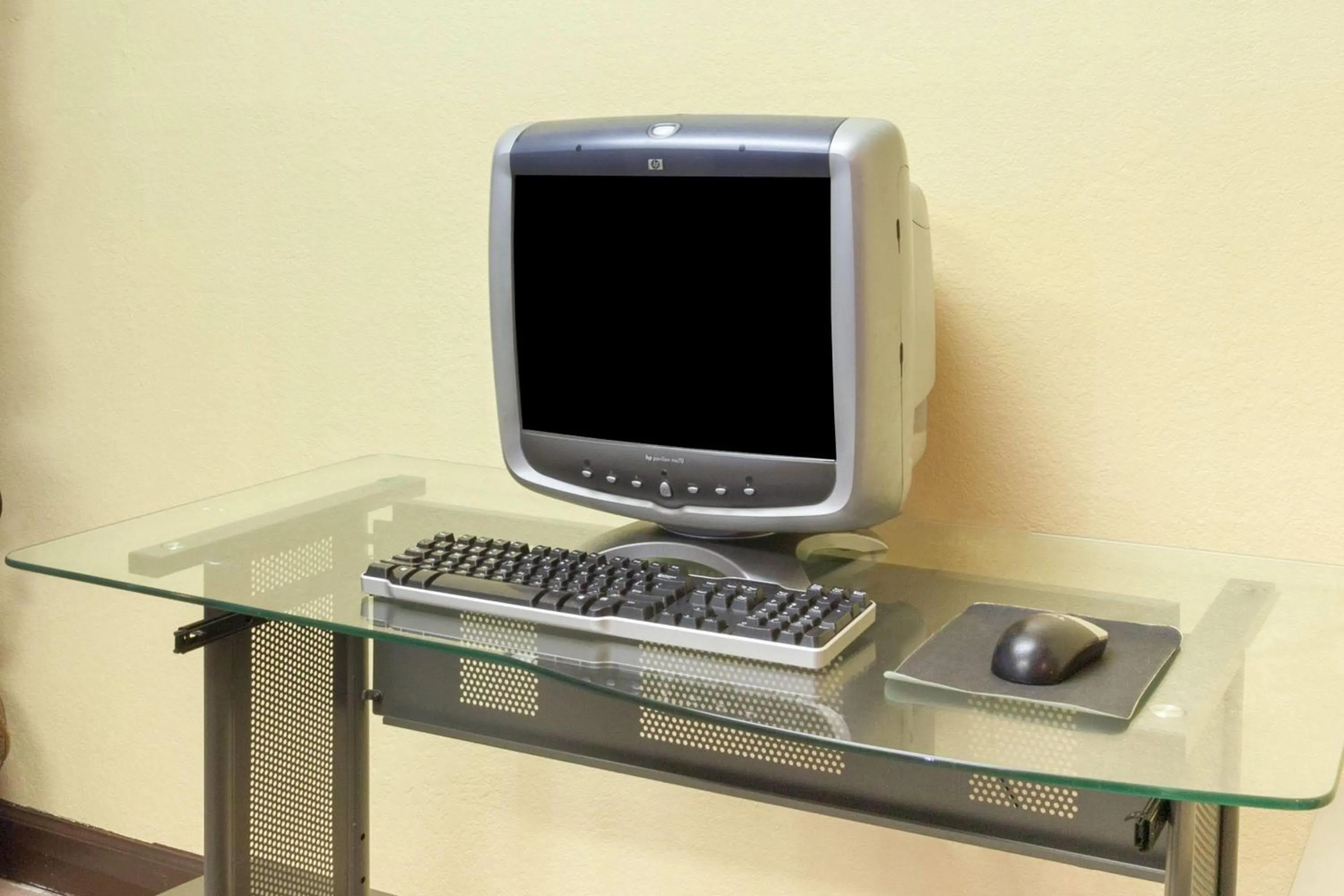 Business facilities in Super 8 by Wyndham Jackson Ridgeland