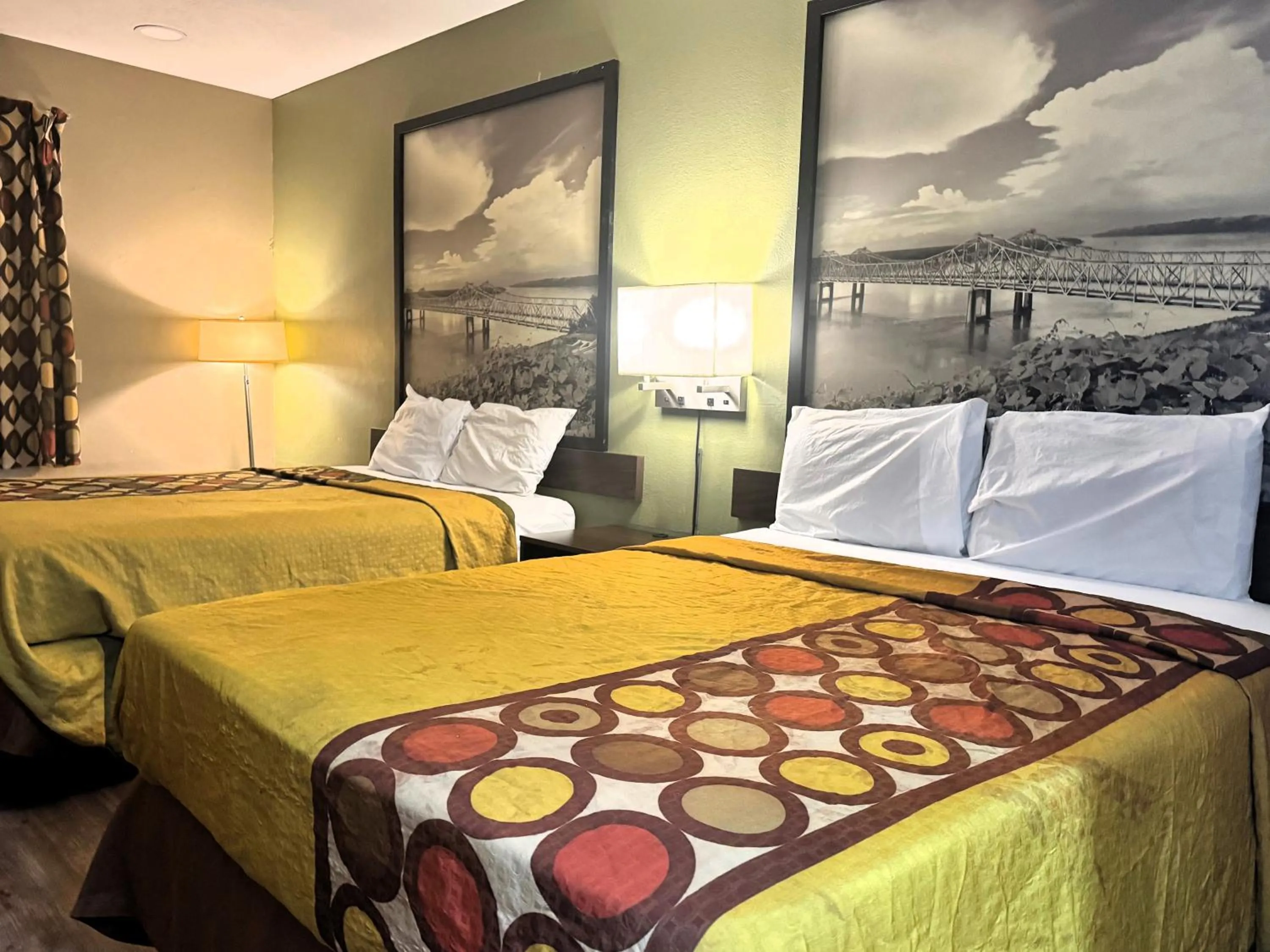 Bed in Super 8 by Wyndham Jackson Ridgeland