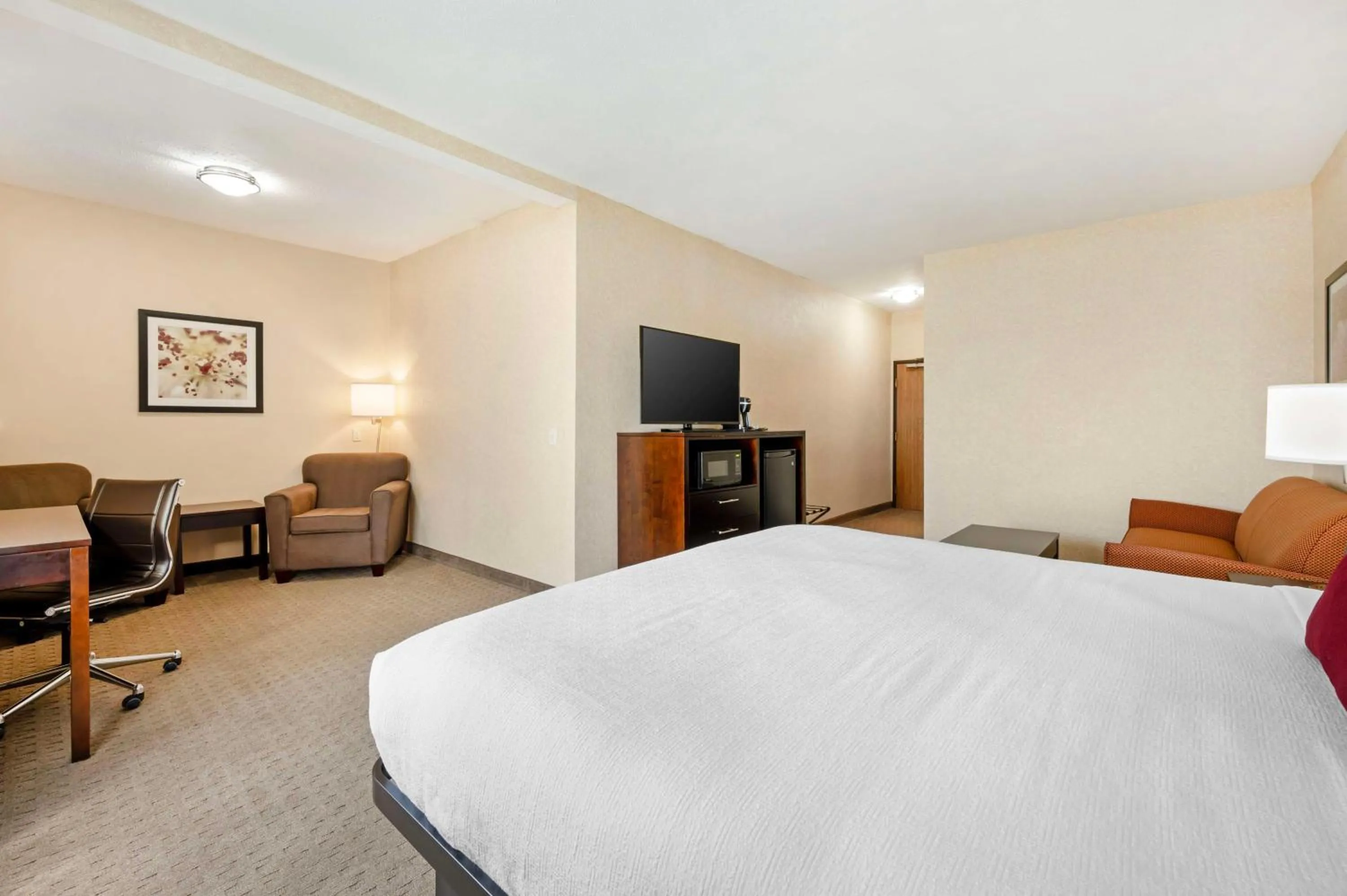 Bedroom, Bed in Best Western Plus Howe Inn