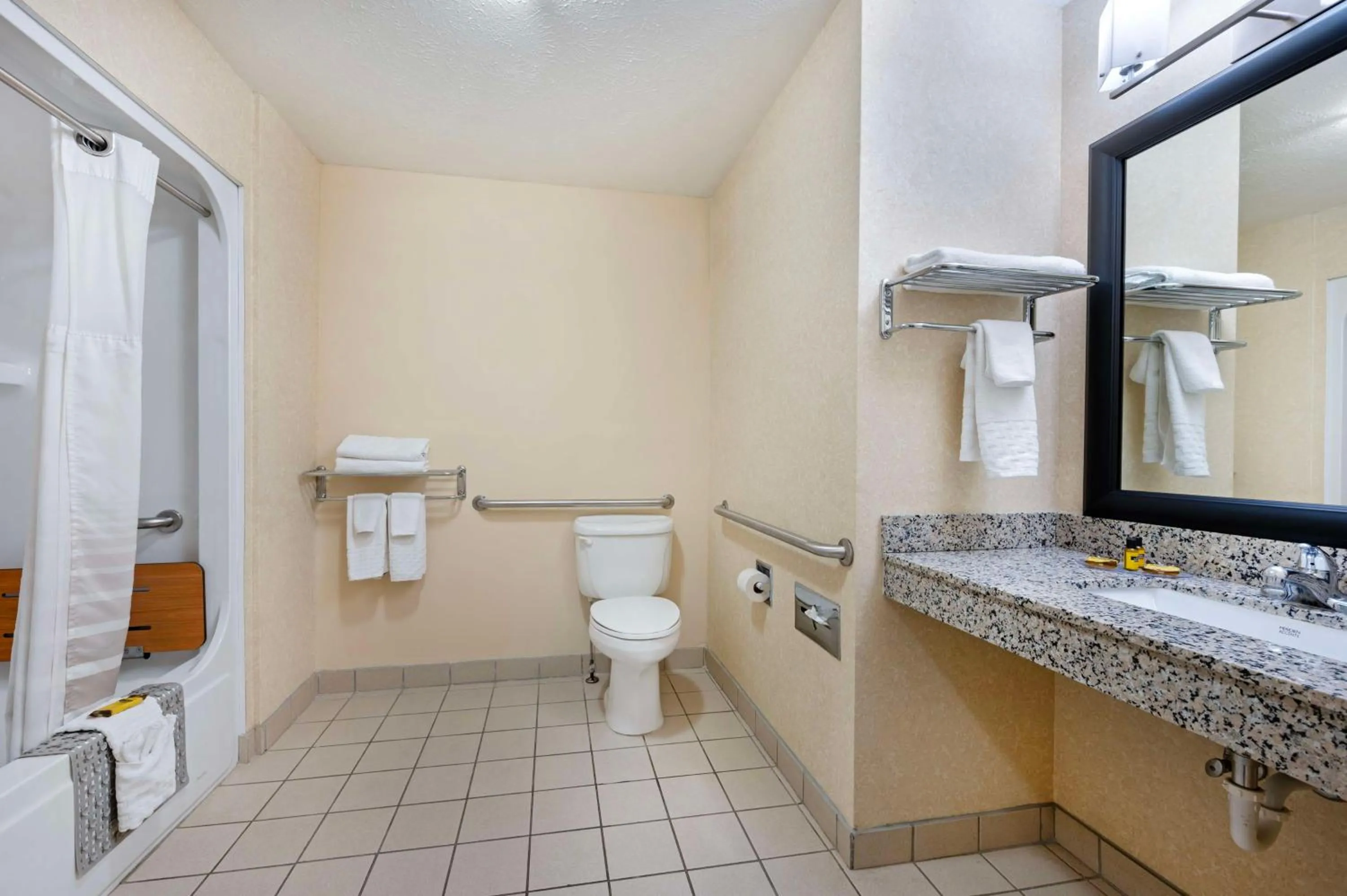 Bathroom in Best Western Plus Howe Inn