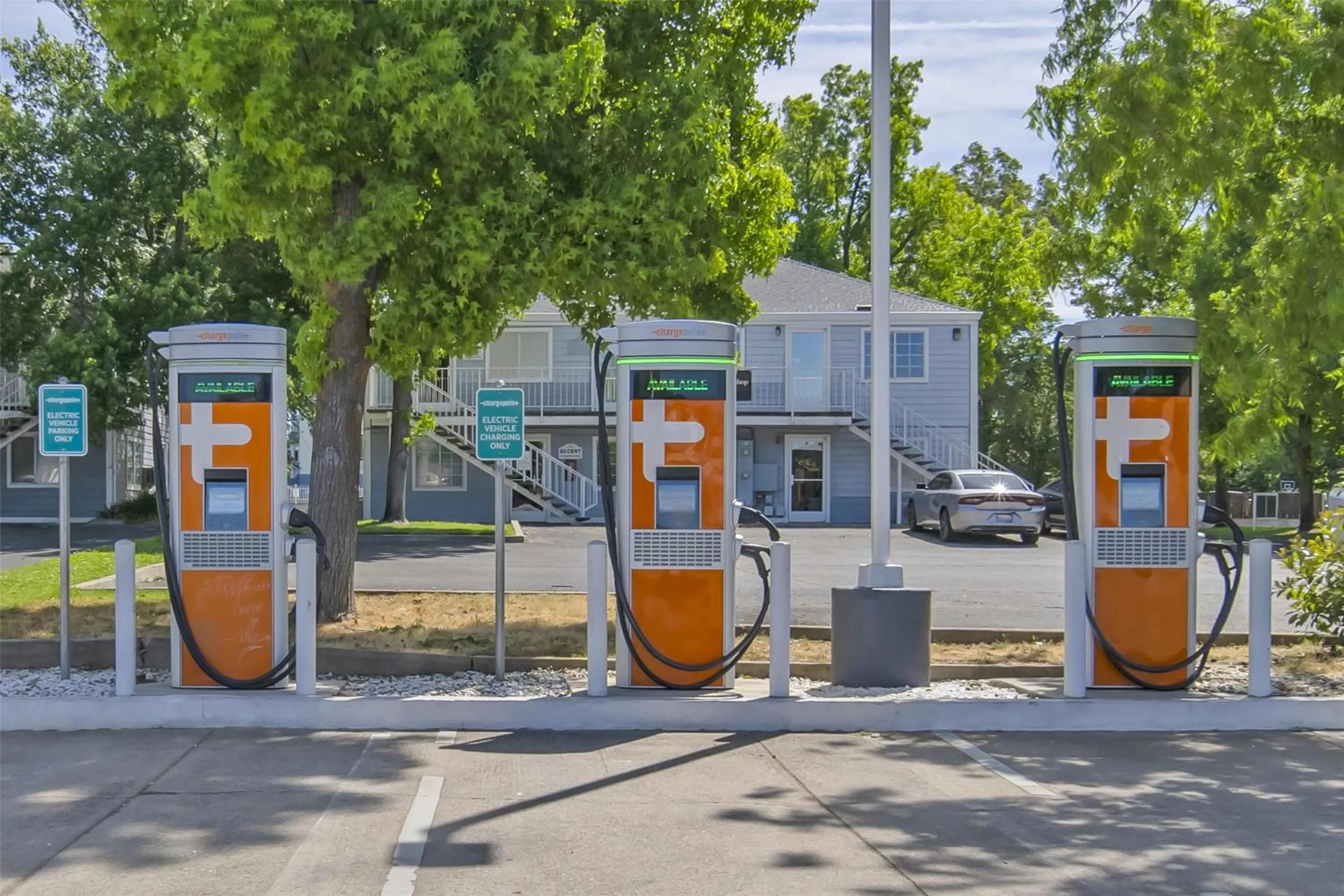 Property building in Best Western Antelope Inn & Suites