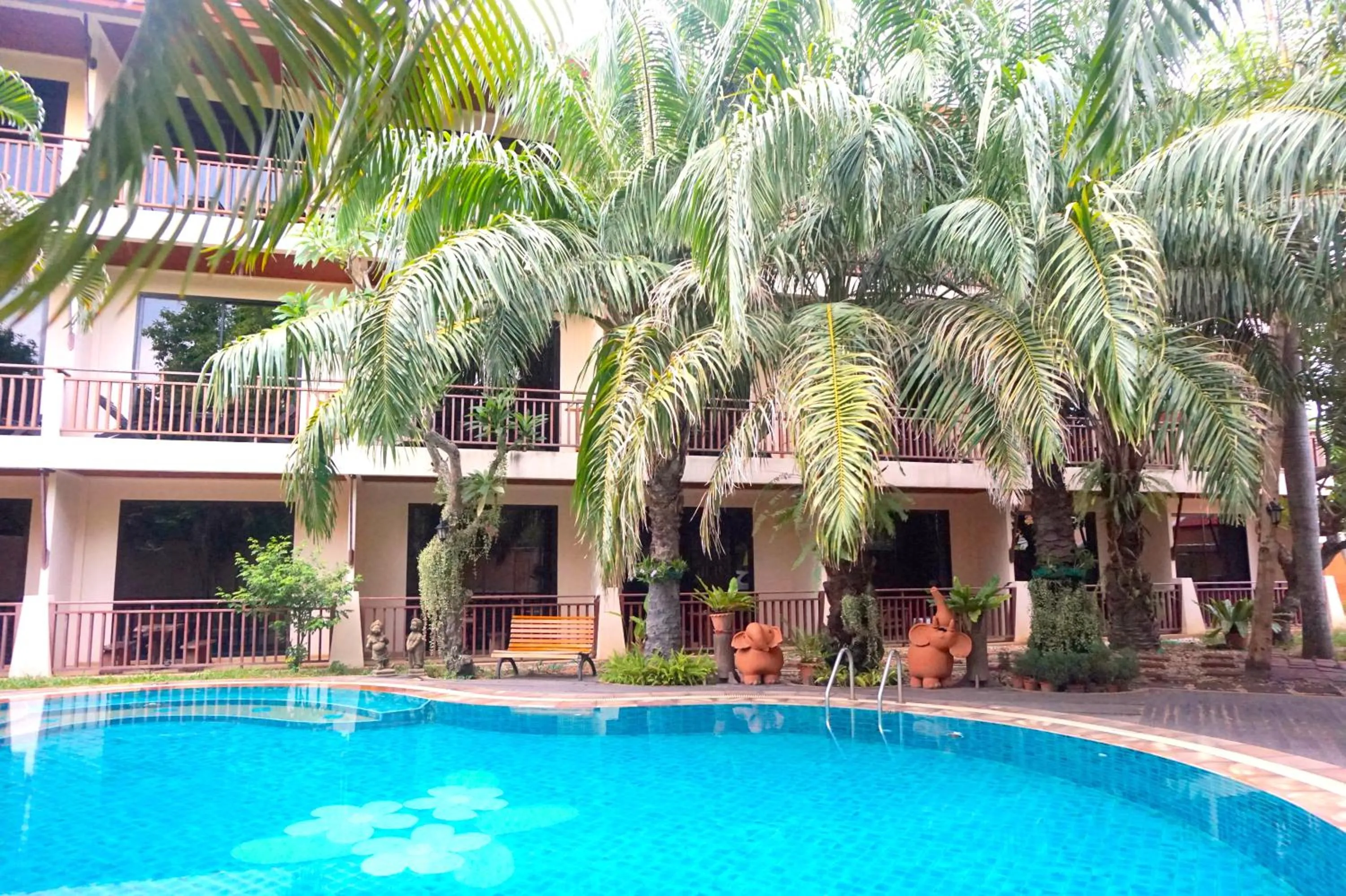 Swimming pool in Thai Pura Resort