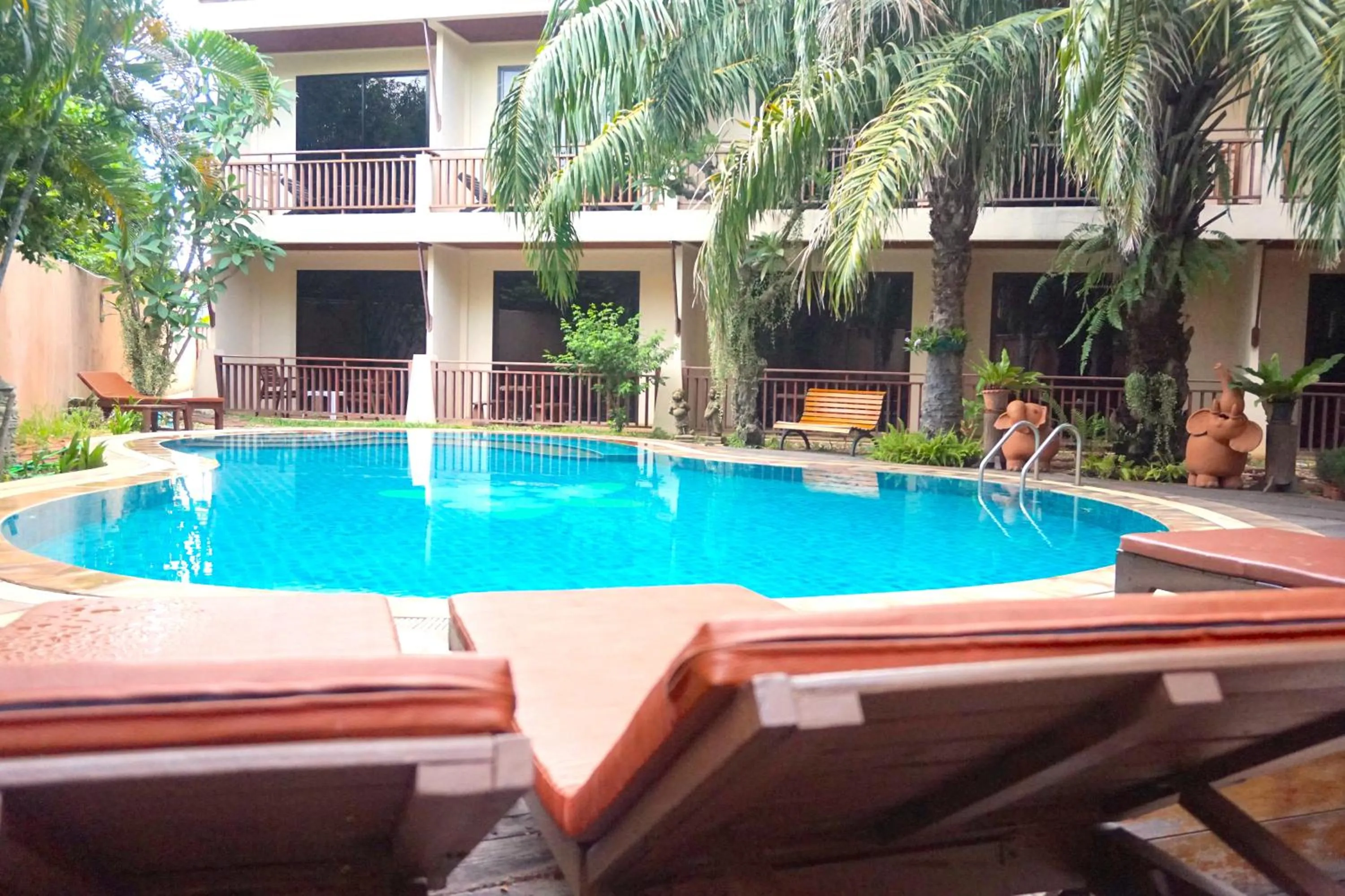 Swimming pool in Thai Pura Resort