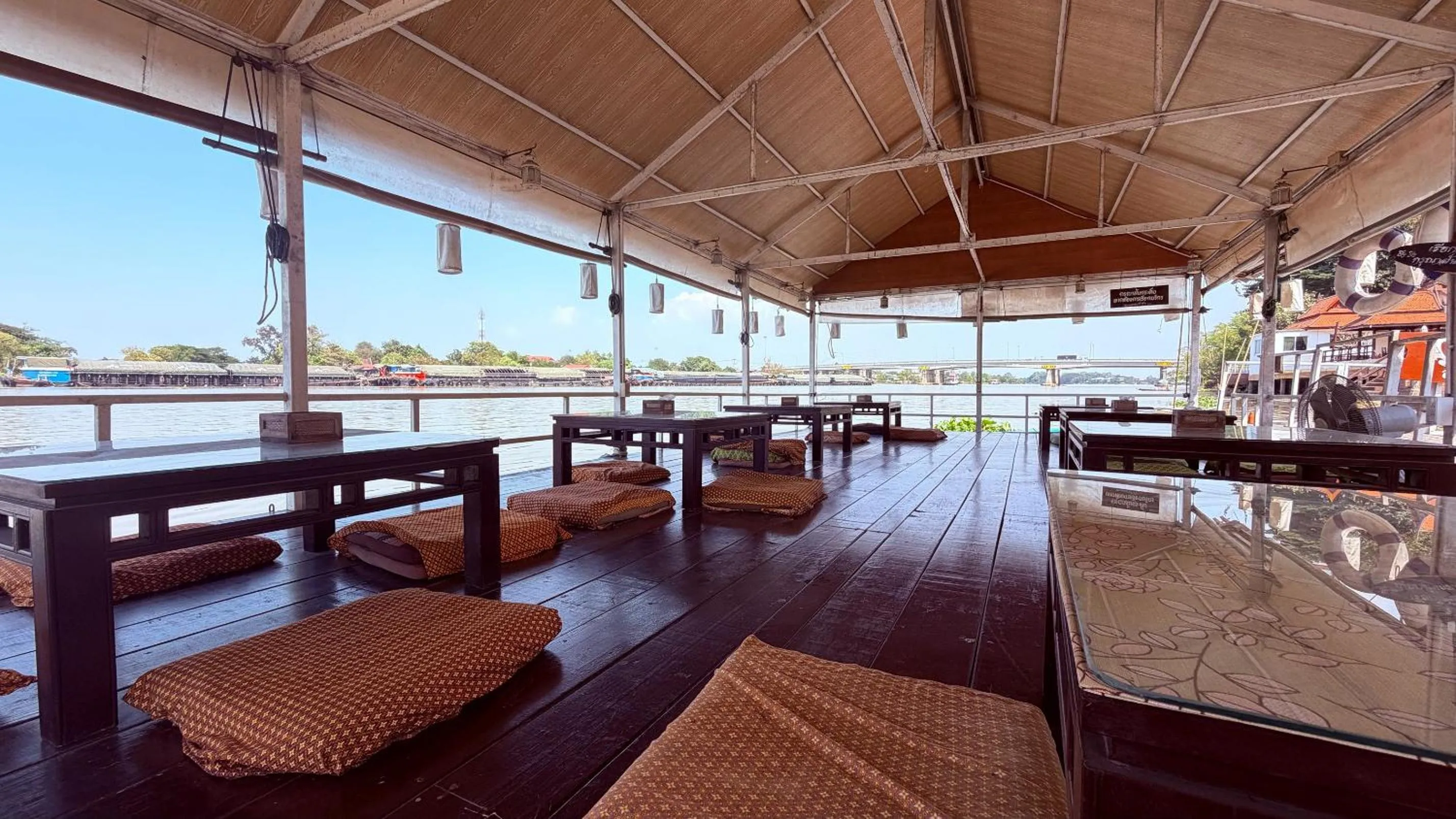 Ayutthaya Garden River Home