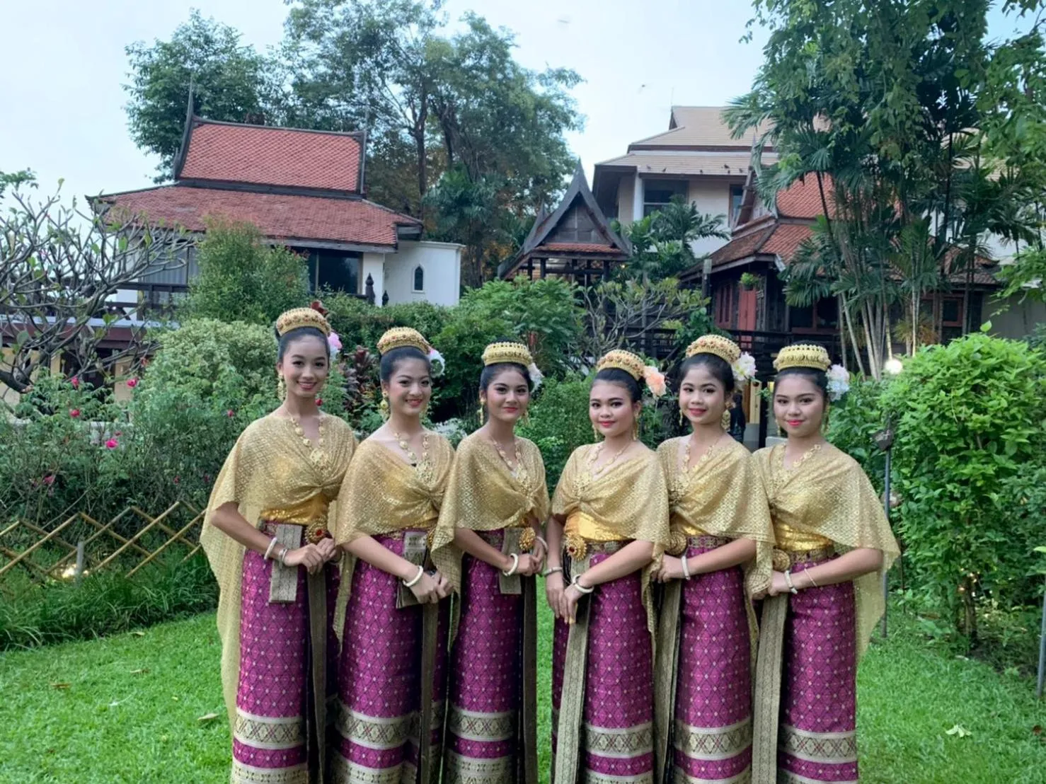 Ayutthaya Garden River Home