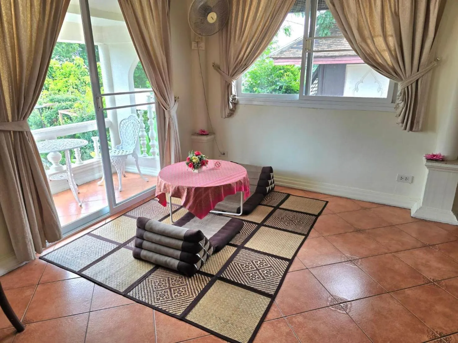 Ayutthaya Garden River Home