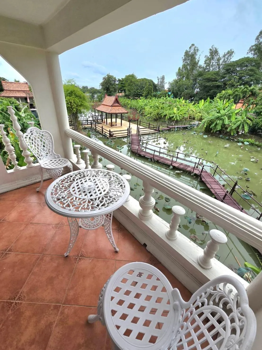 Ayutthaya Garden River Home