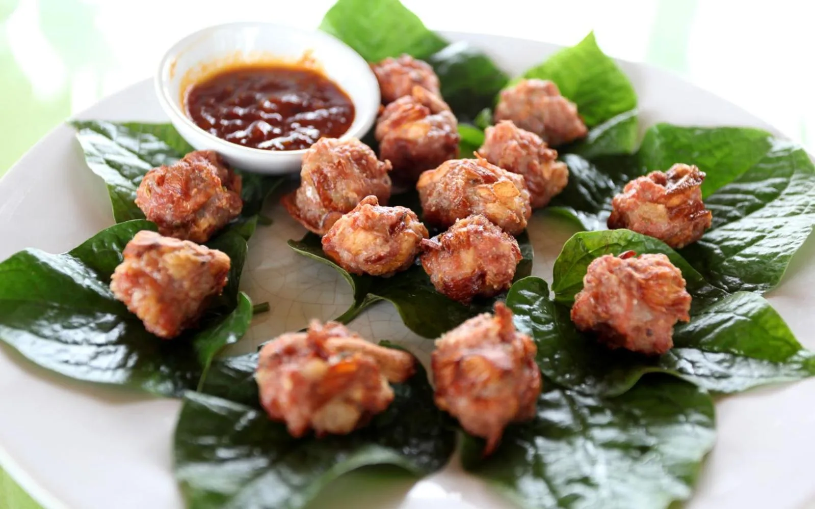 Food and drinks in Ayutthaya Garden River Home