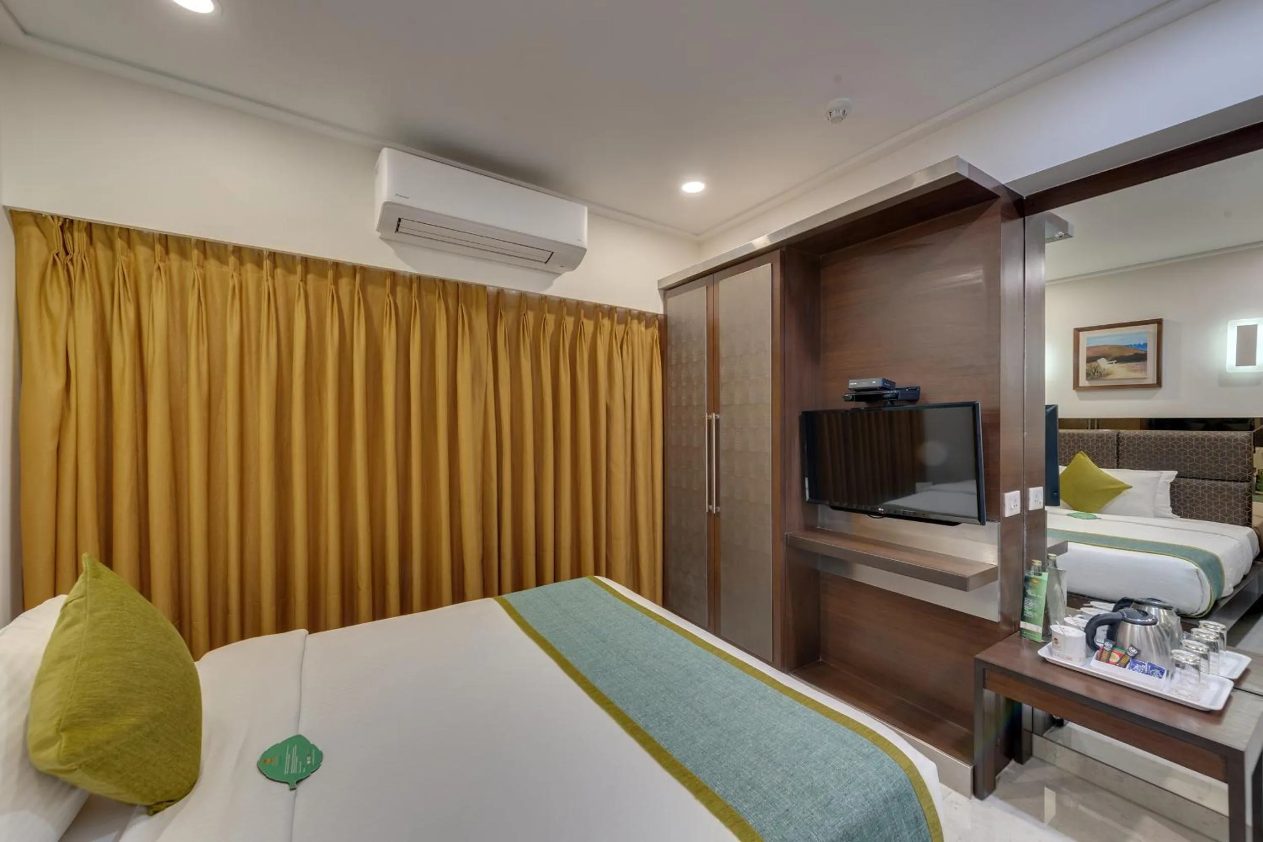 Bed in Hotel Suba Galaxy Mumbai