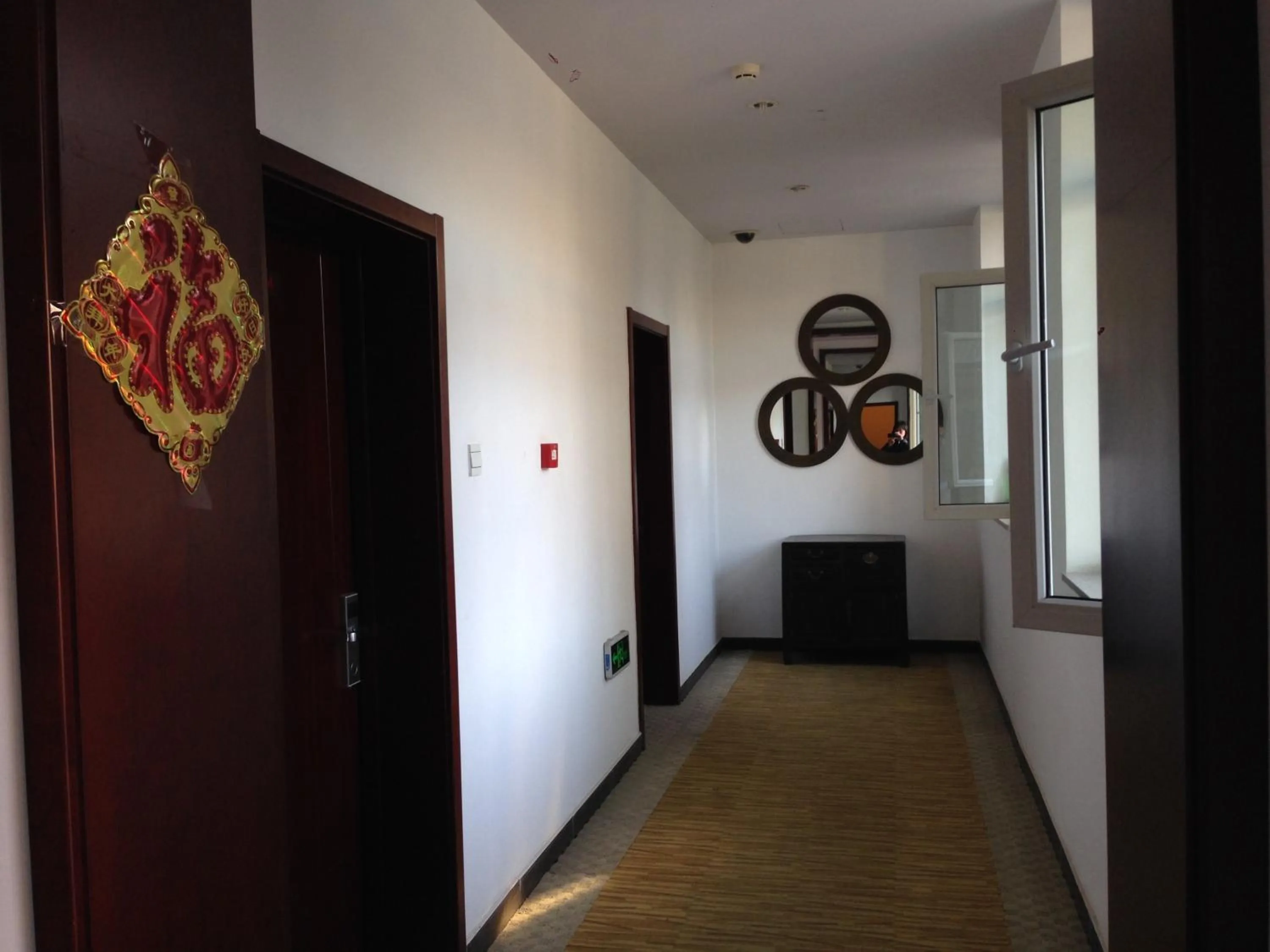 Decorative detail in Ming Courtyard