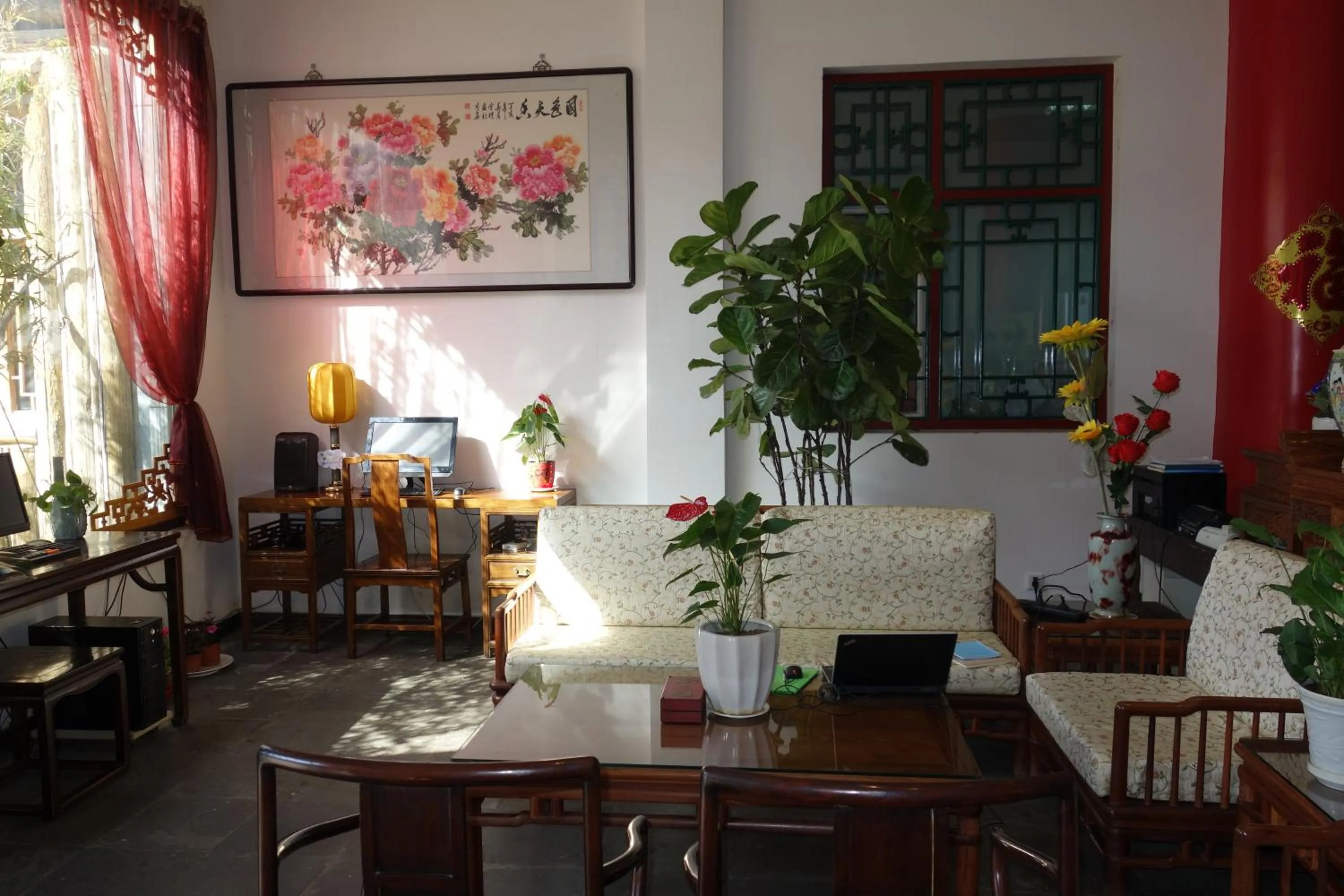 Communal lounge/ TV room, Restaurant/Places to Eat in Ming Courtyard