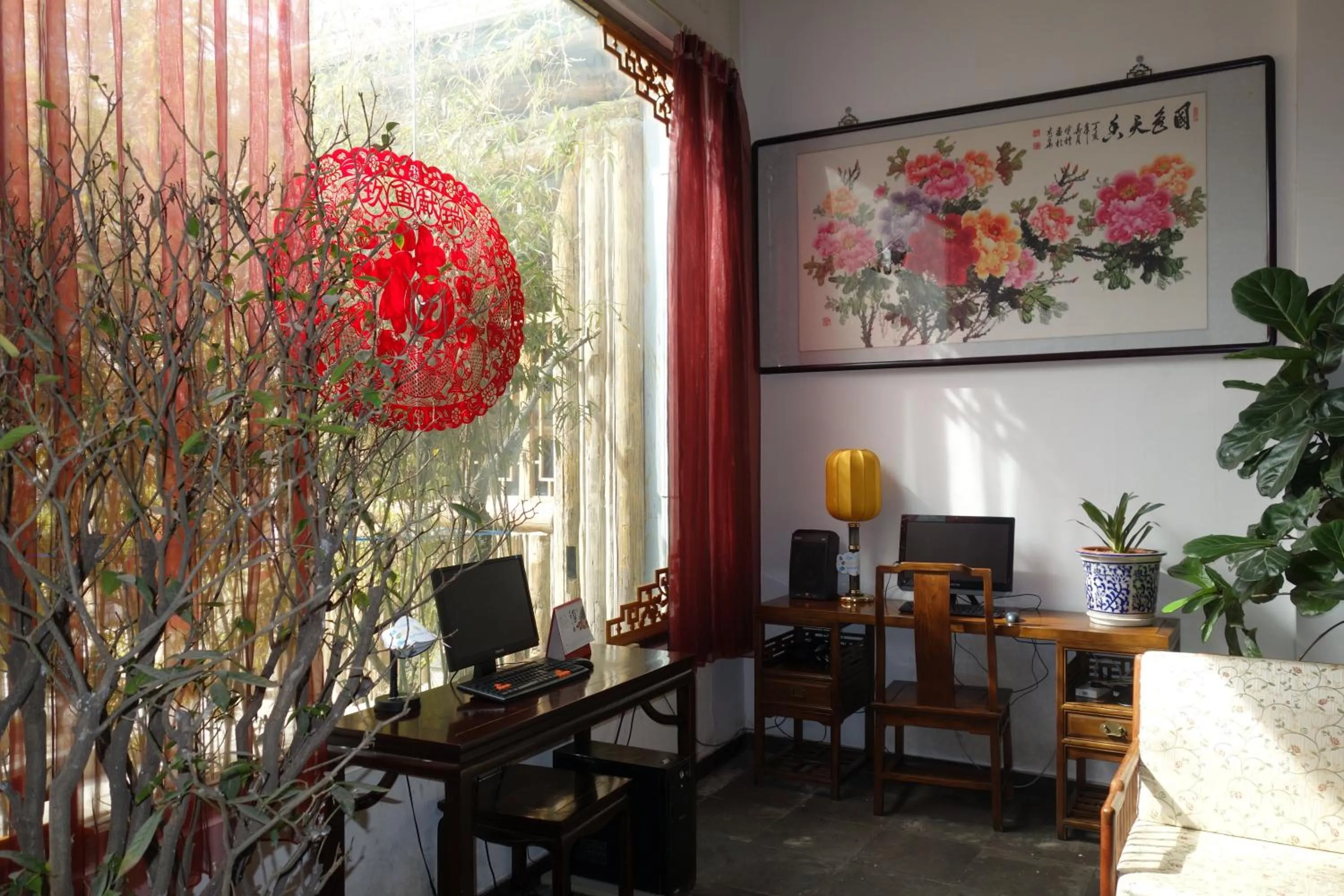 Business facilities in Ming Courtyard