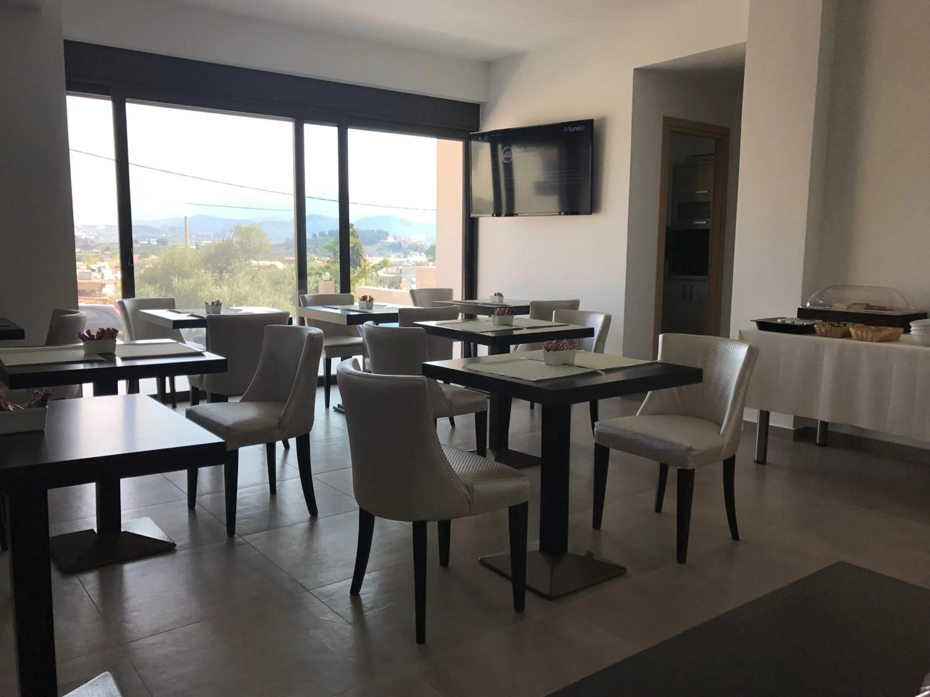 Buffet breakfast in Aenaon Rooms