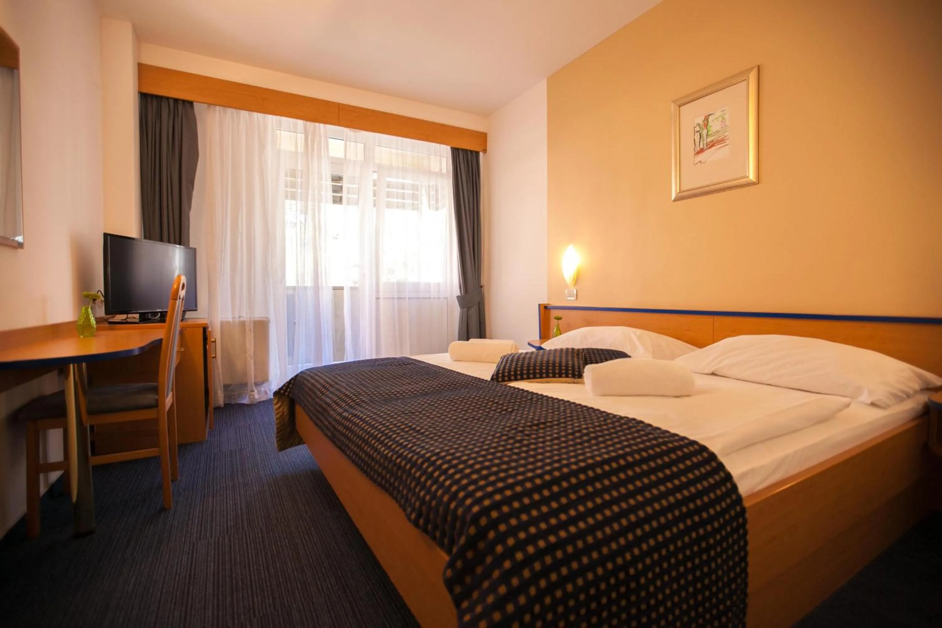 Bed in Hotel Dražica - Hotel Resort Dražica