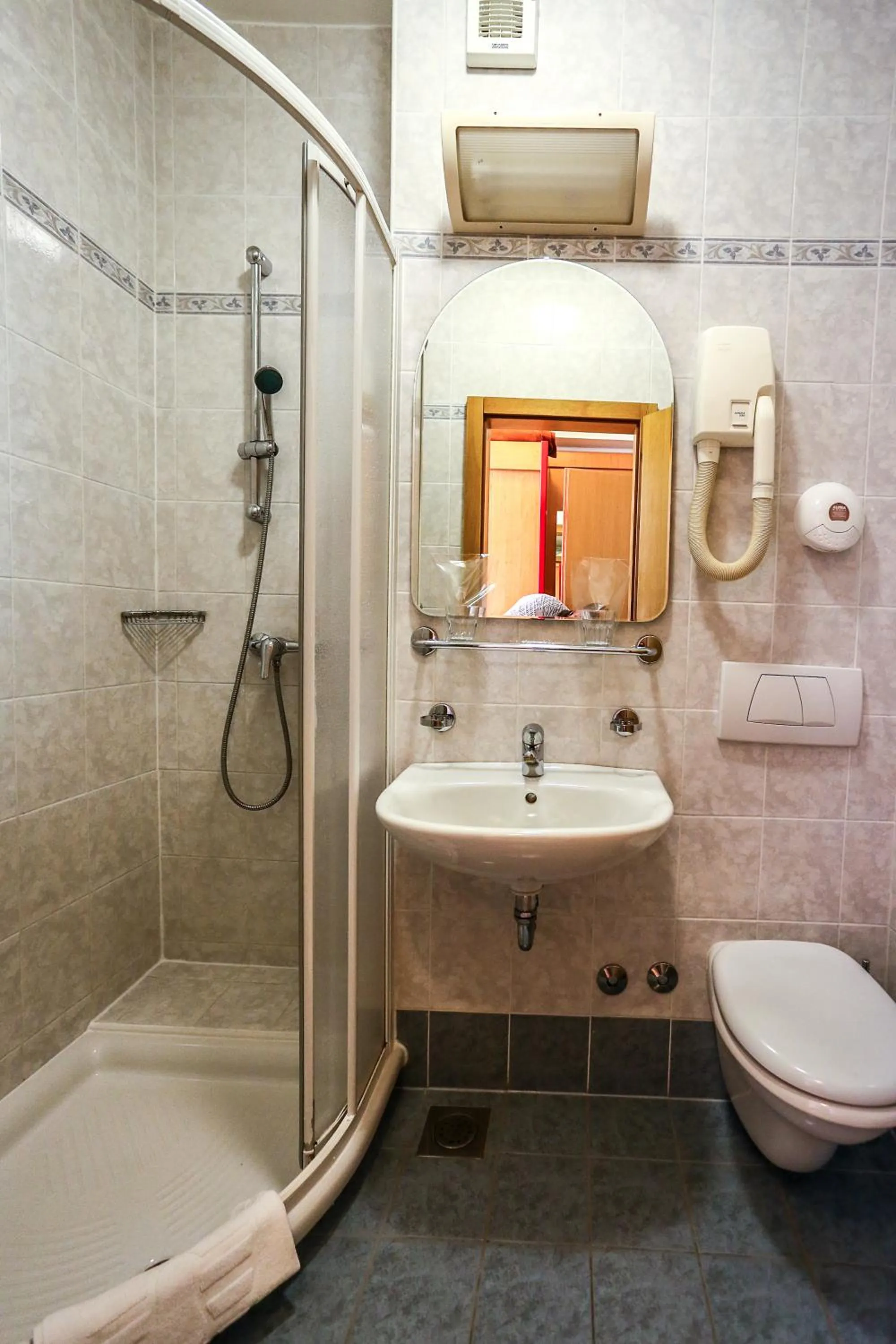 Shower in Hotel Dražica - Hotel Resort Dražica