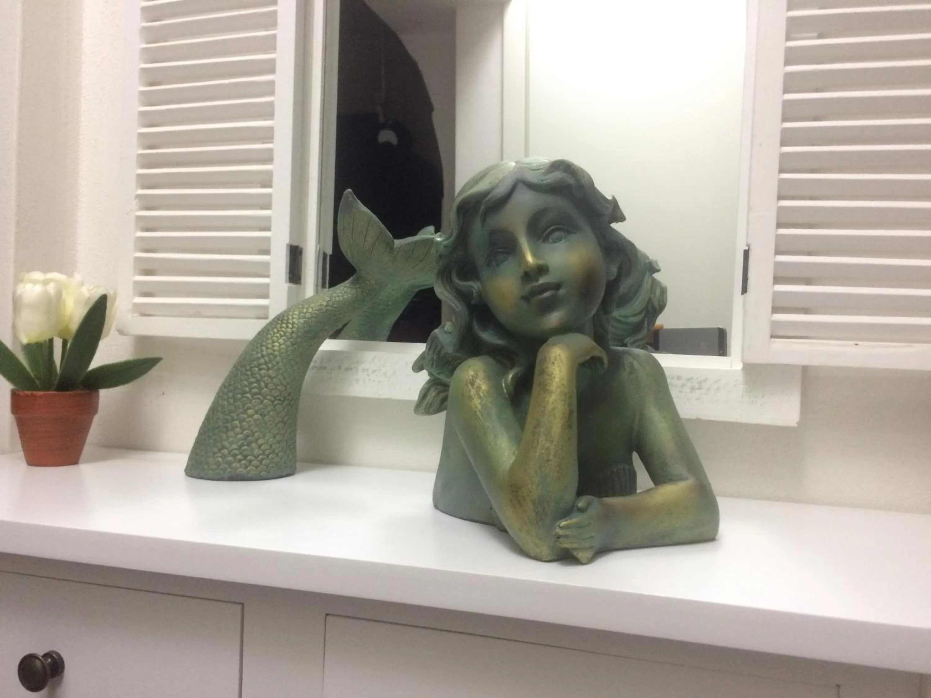 Decorative detail in Respiro del mare