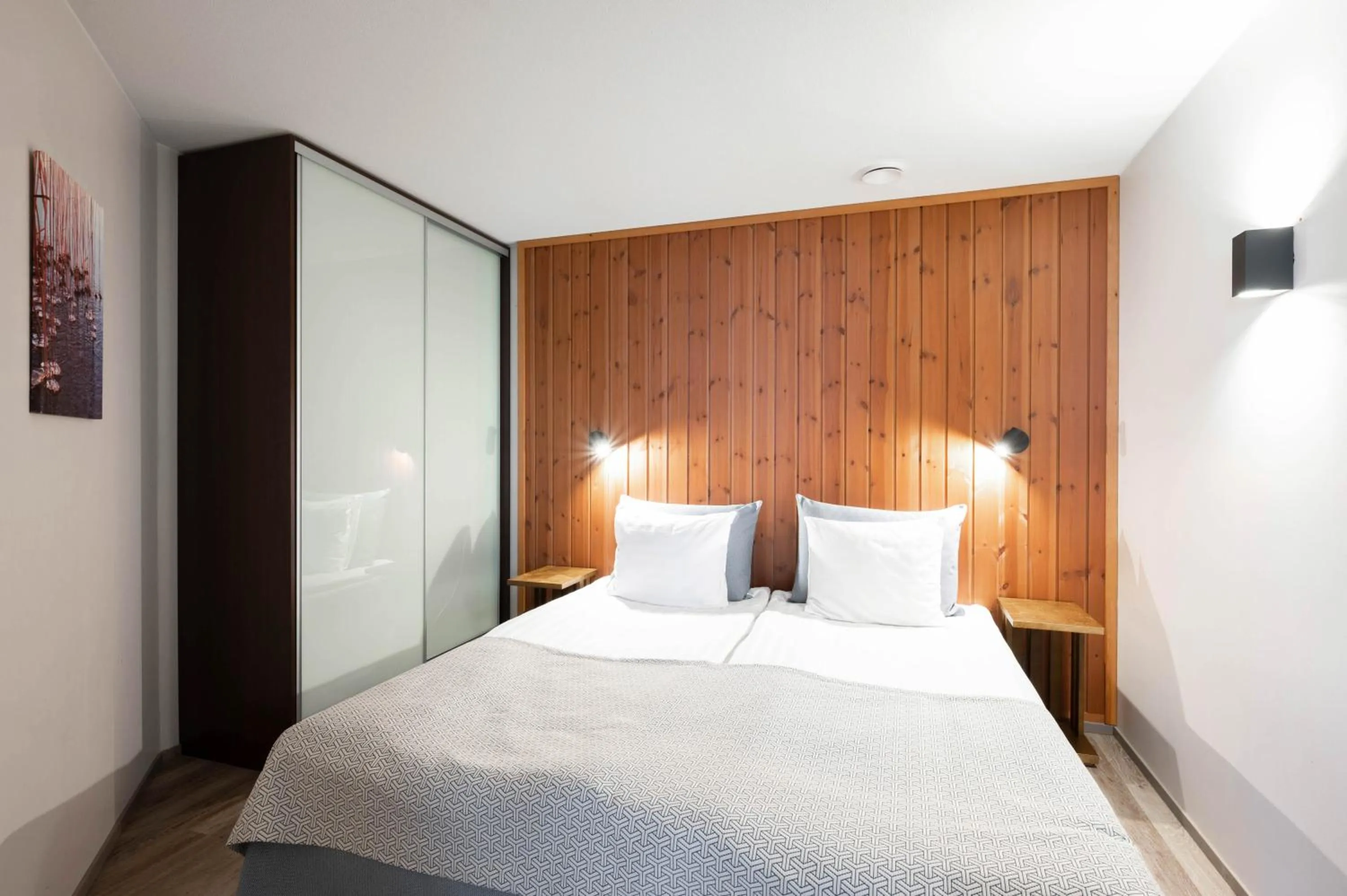 Decorative detail, Bed in Ski-Inn RukaVillage