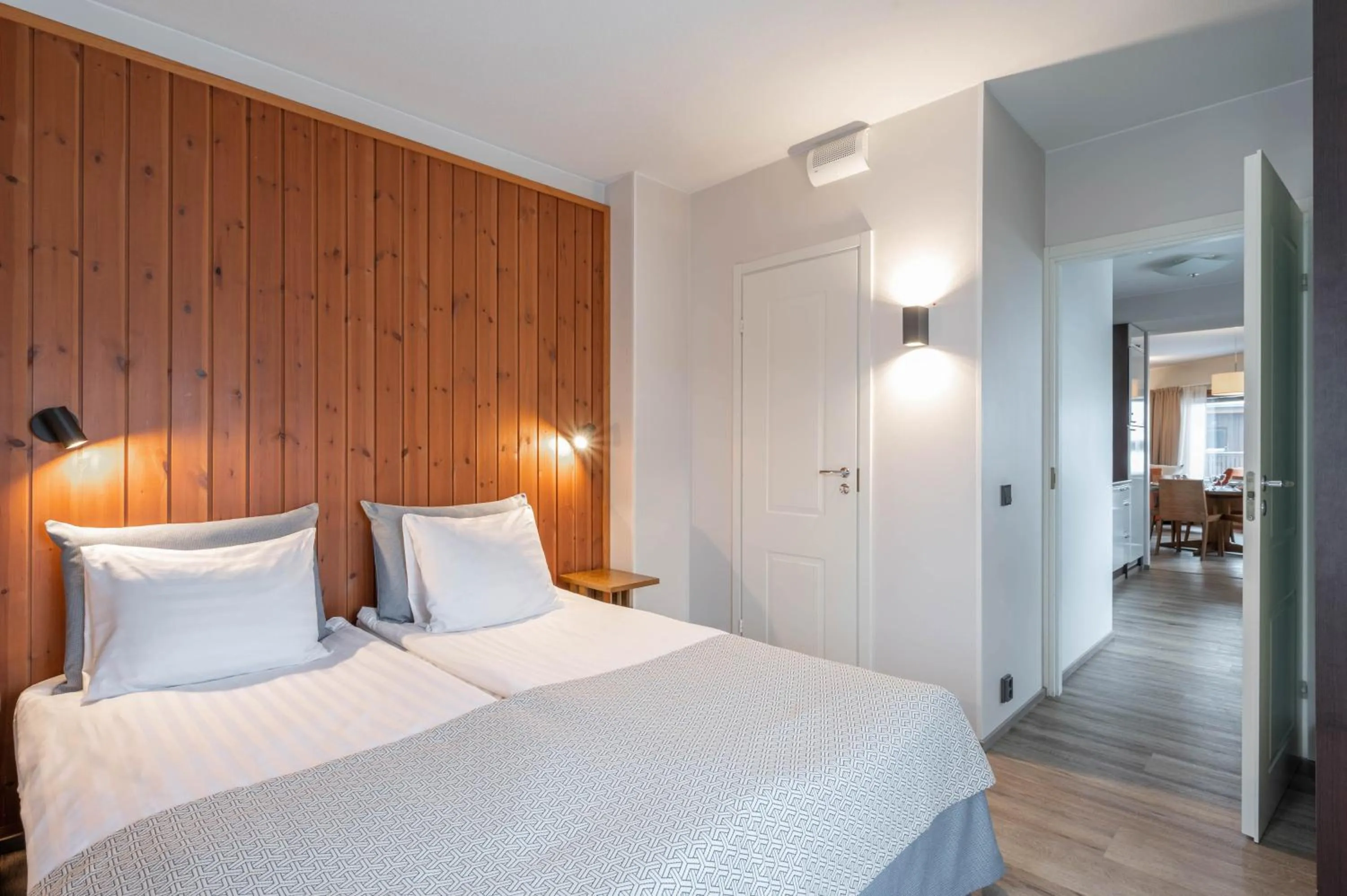 Decorative detail, Bed in Ski-Inn RukaVillage