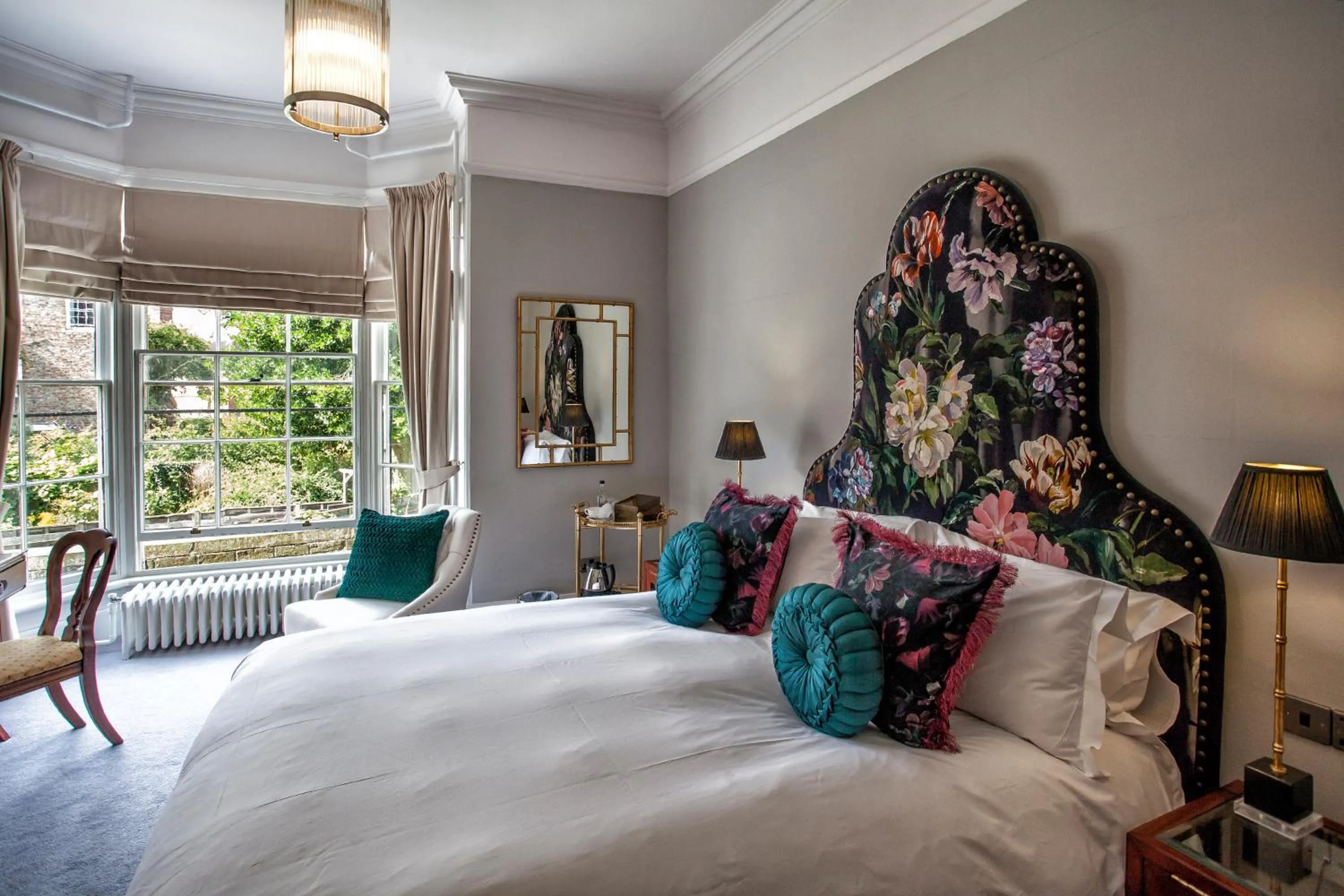 Bed in Grays Court Hotel