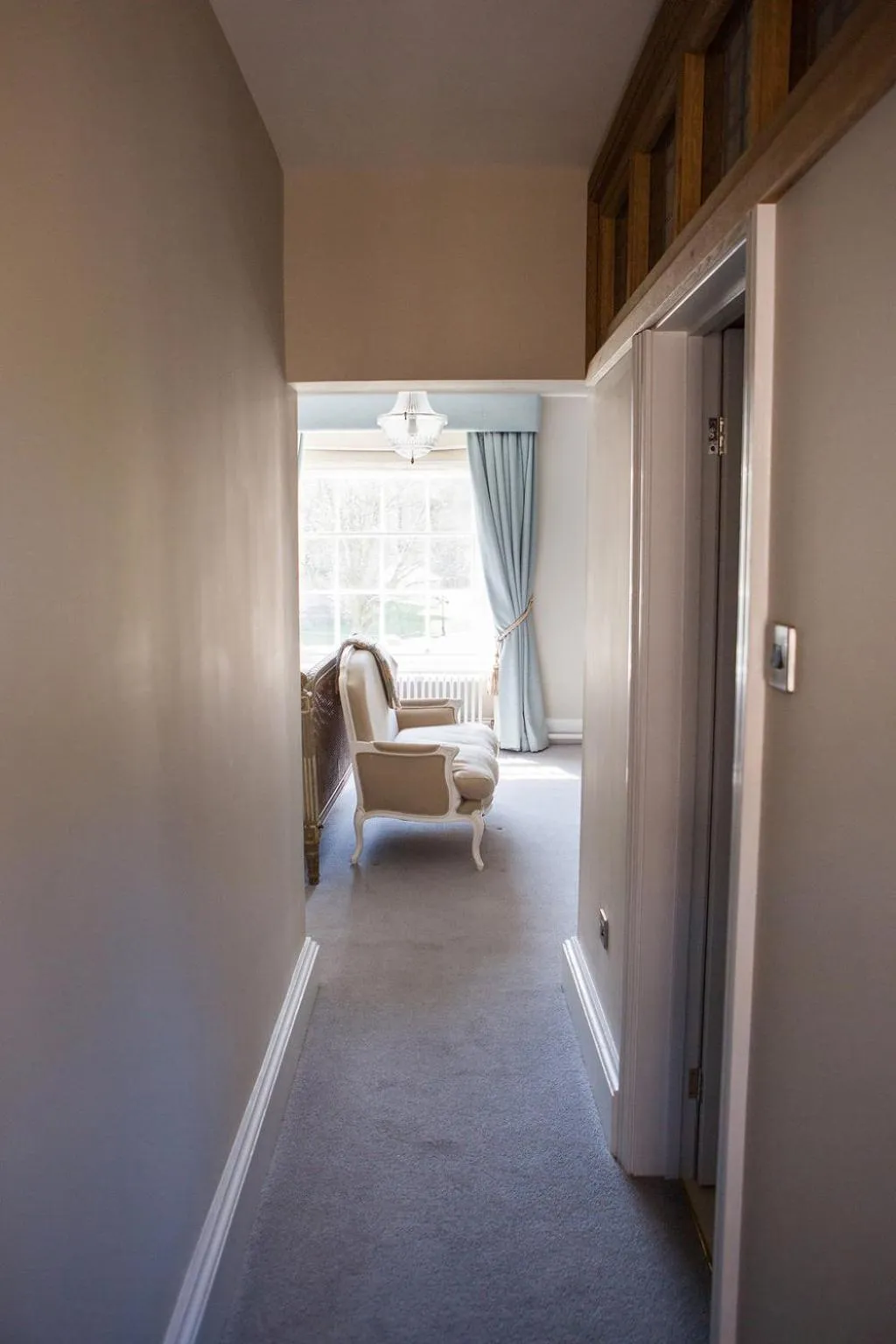 Day, Bed in Grays Court Hotel