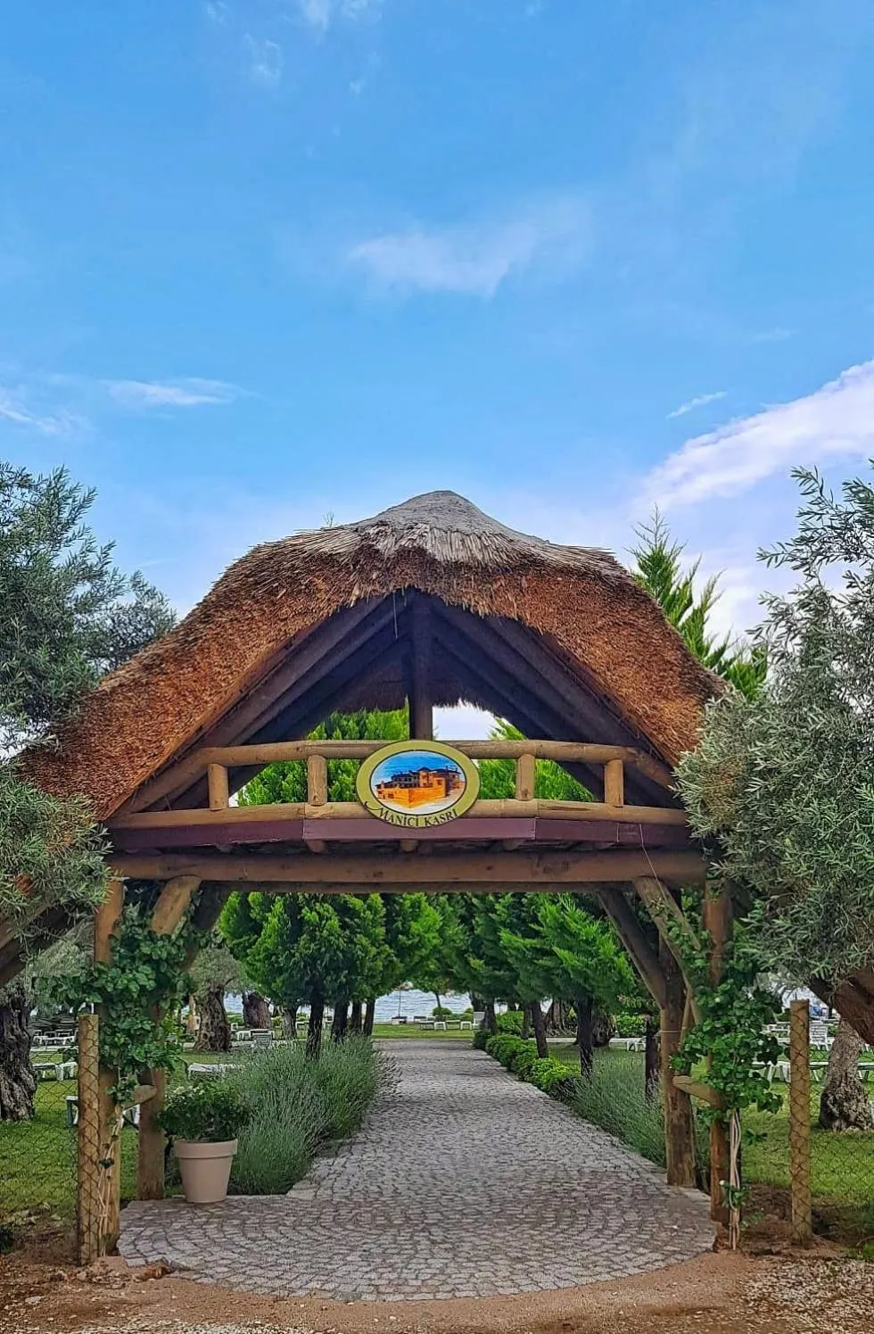 Beach in Manici Kasri