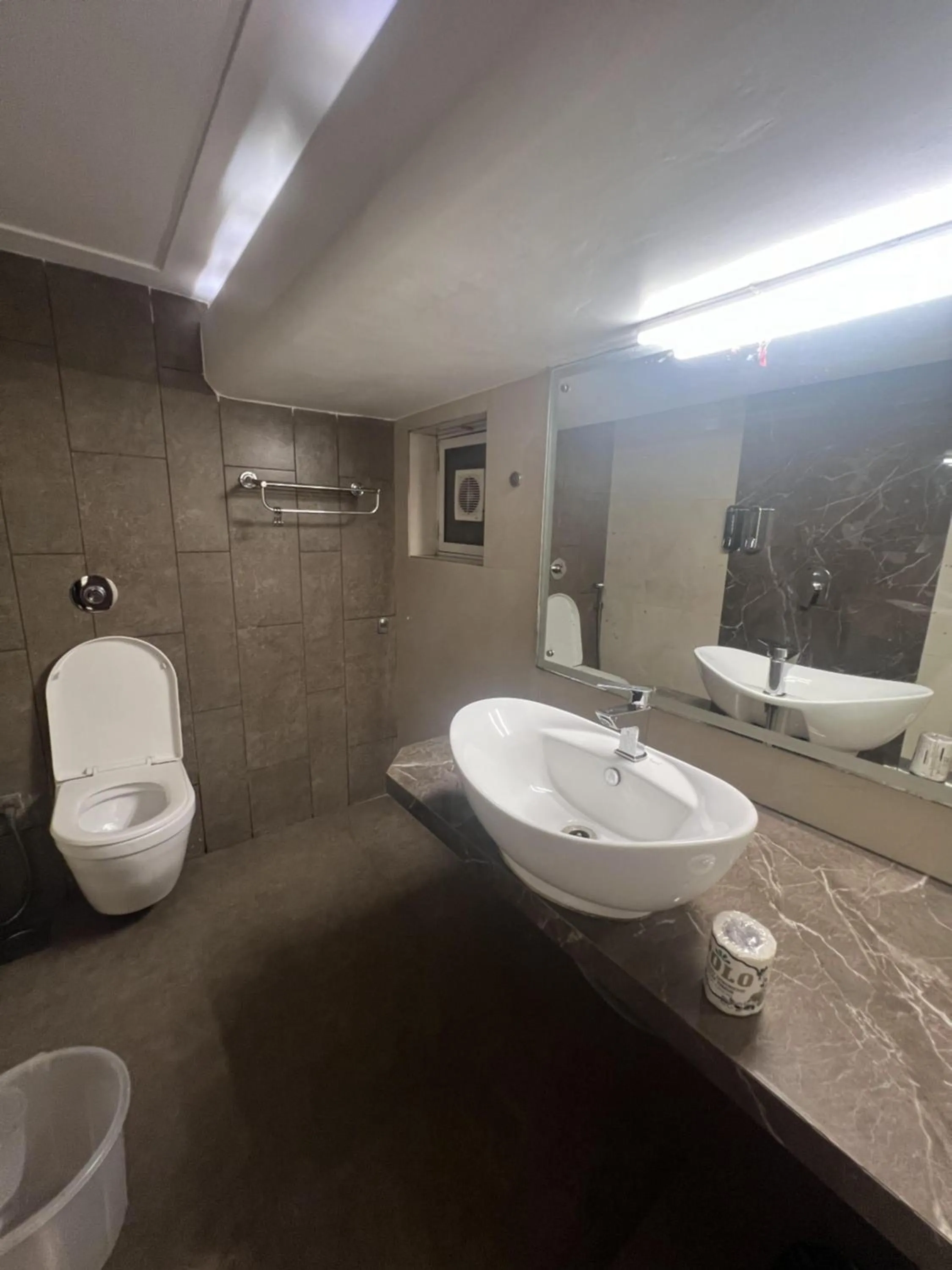 Hotel Supreme - Cuffe Parade