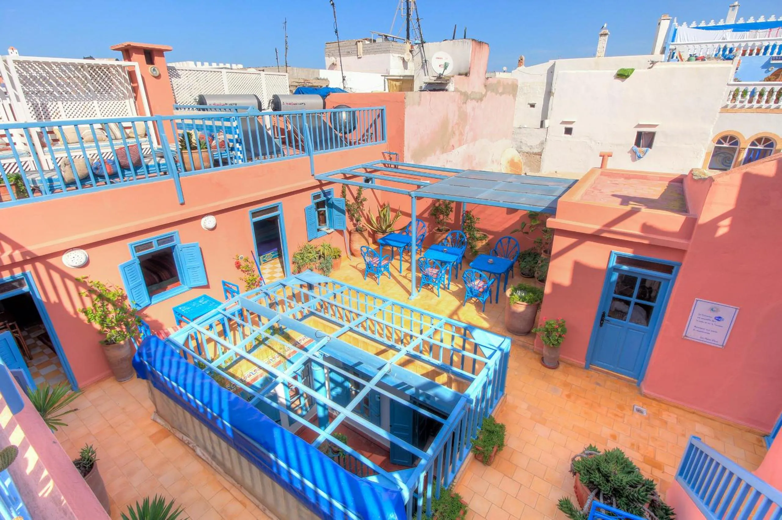 Garden in Les Matins Bleus