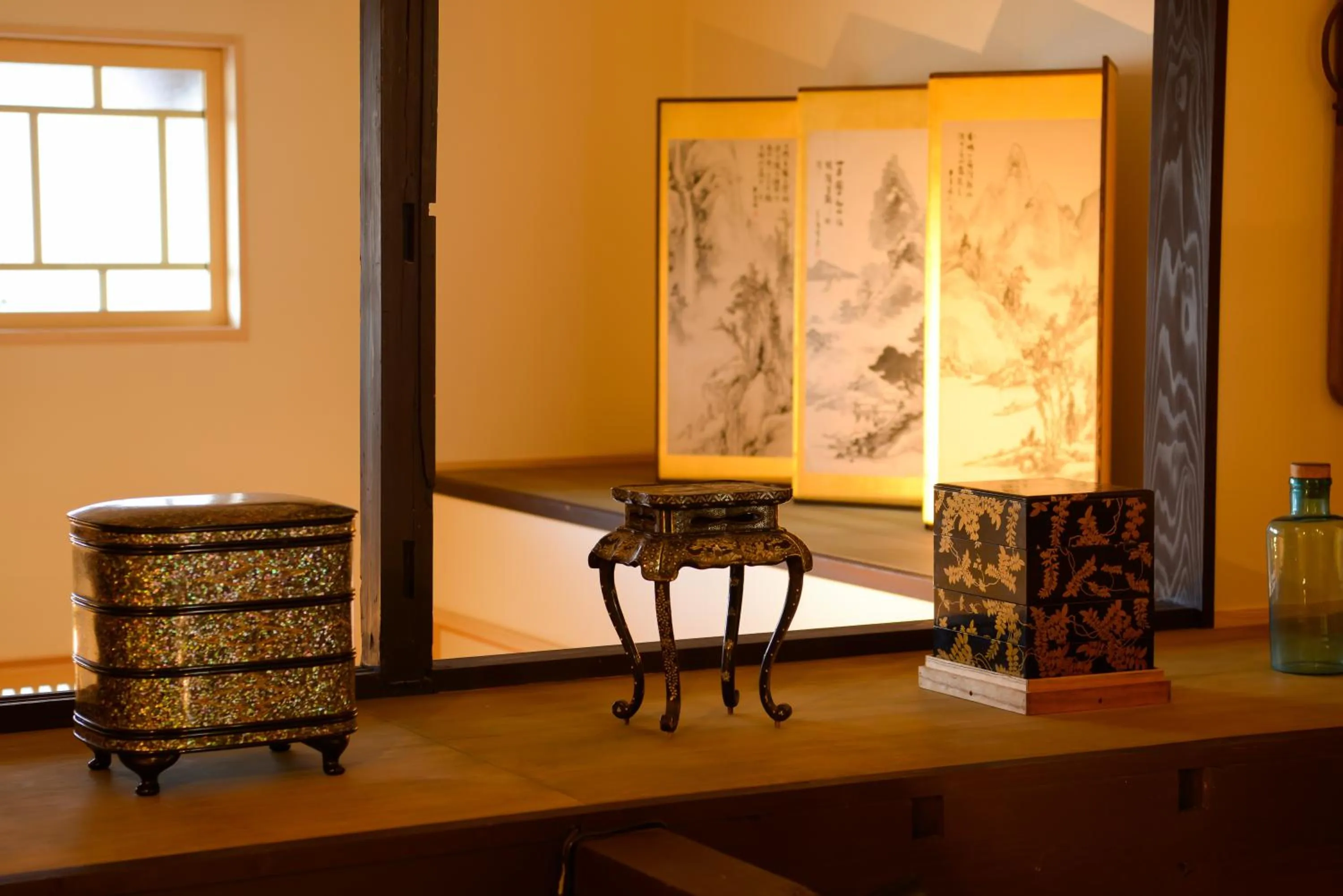 Photo of the whole room in Tsumesyo Mikuni