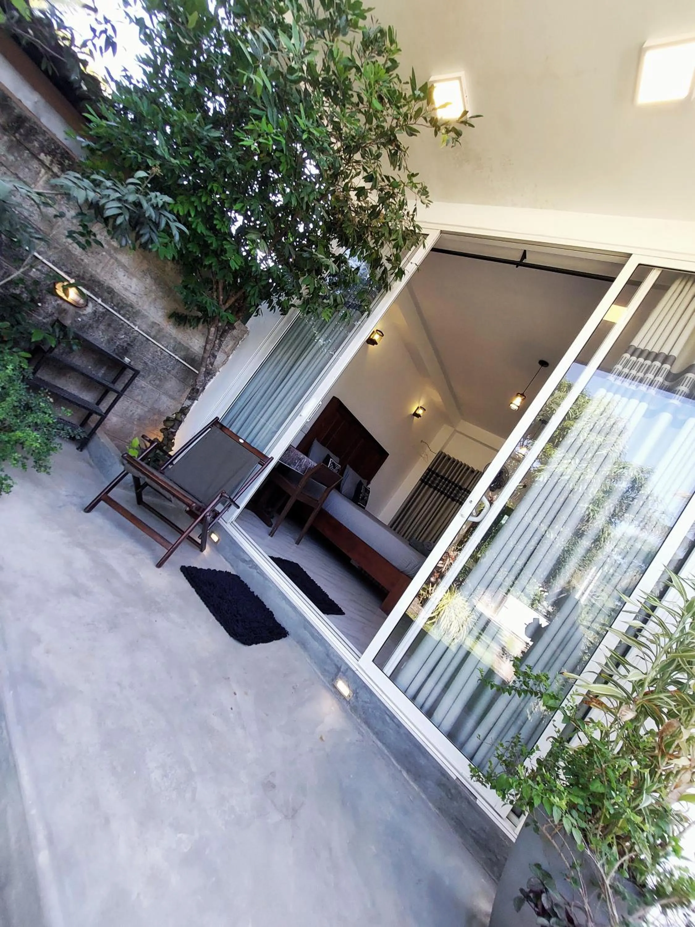 Property building in CHEN VILLA - Near Airport