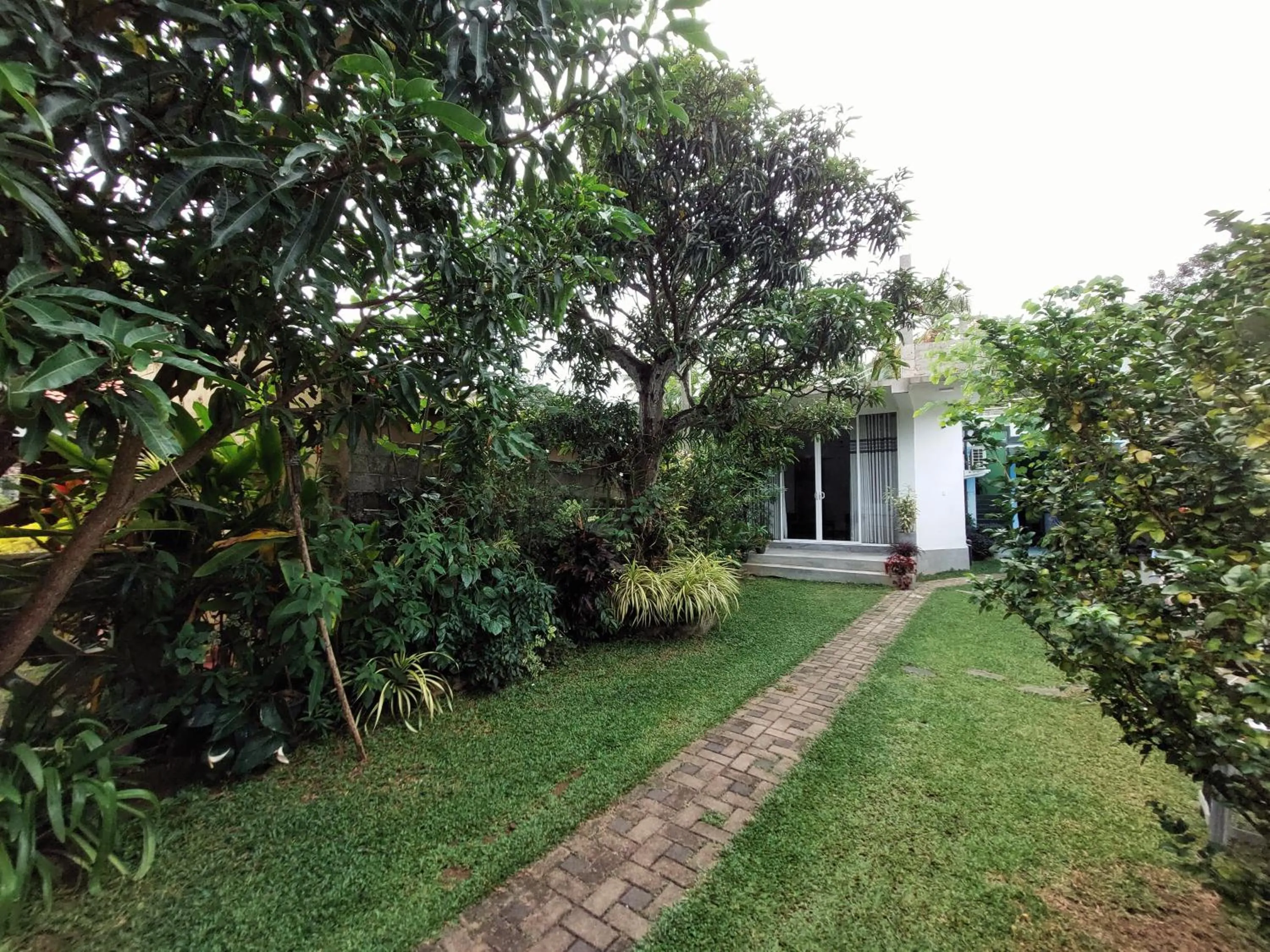 Property building in CHEN VILLA - Near Airport