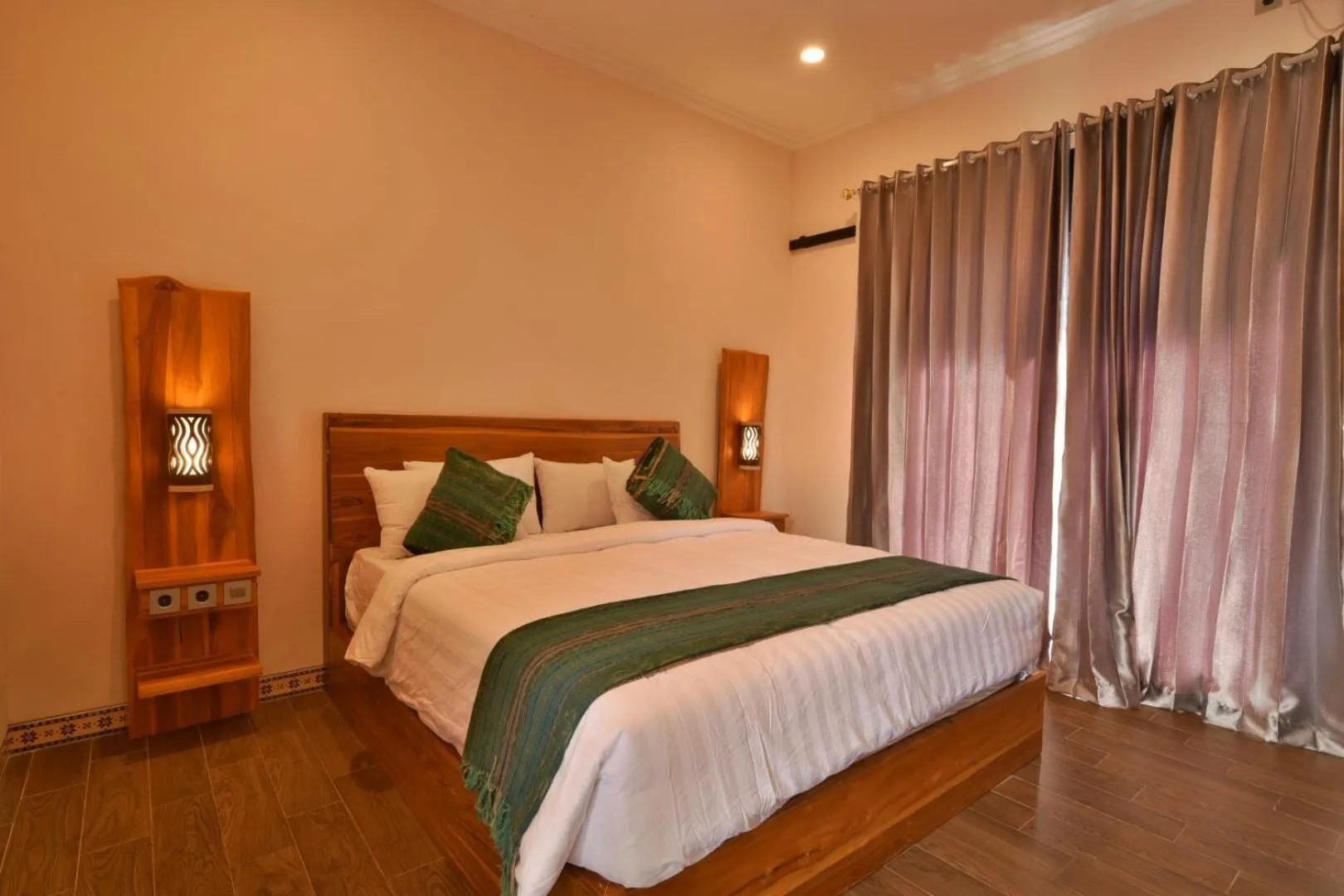 Bed in Saka Boutique Hotel