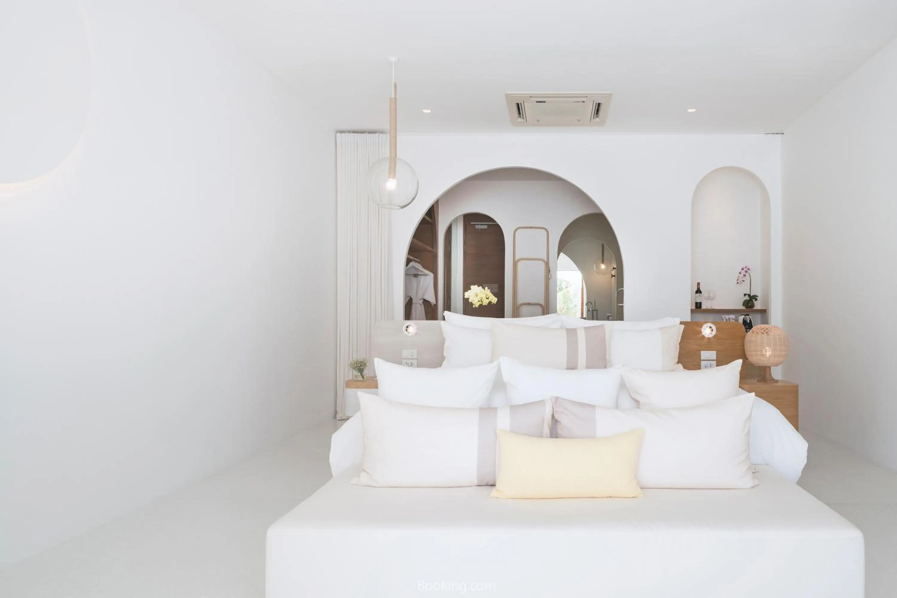 Seating area, Bed in SALA Samui Chaweng Beach Resort