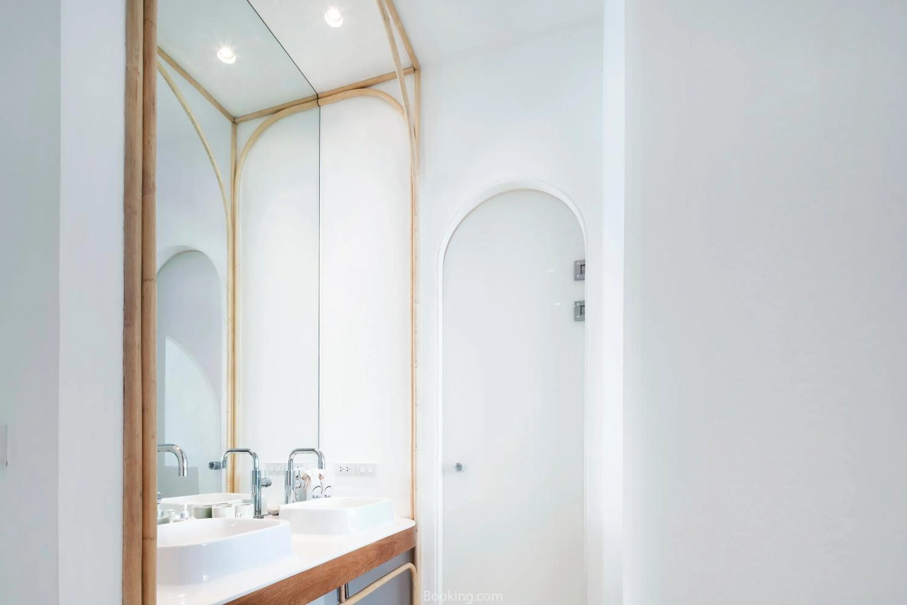 Bathroom in SALA Samui Chaweng Beach Resort