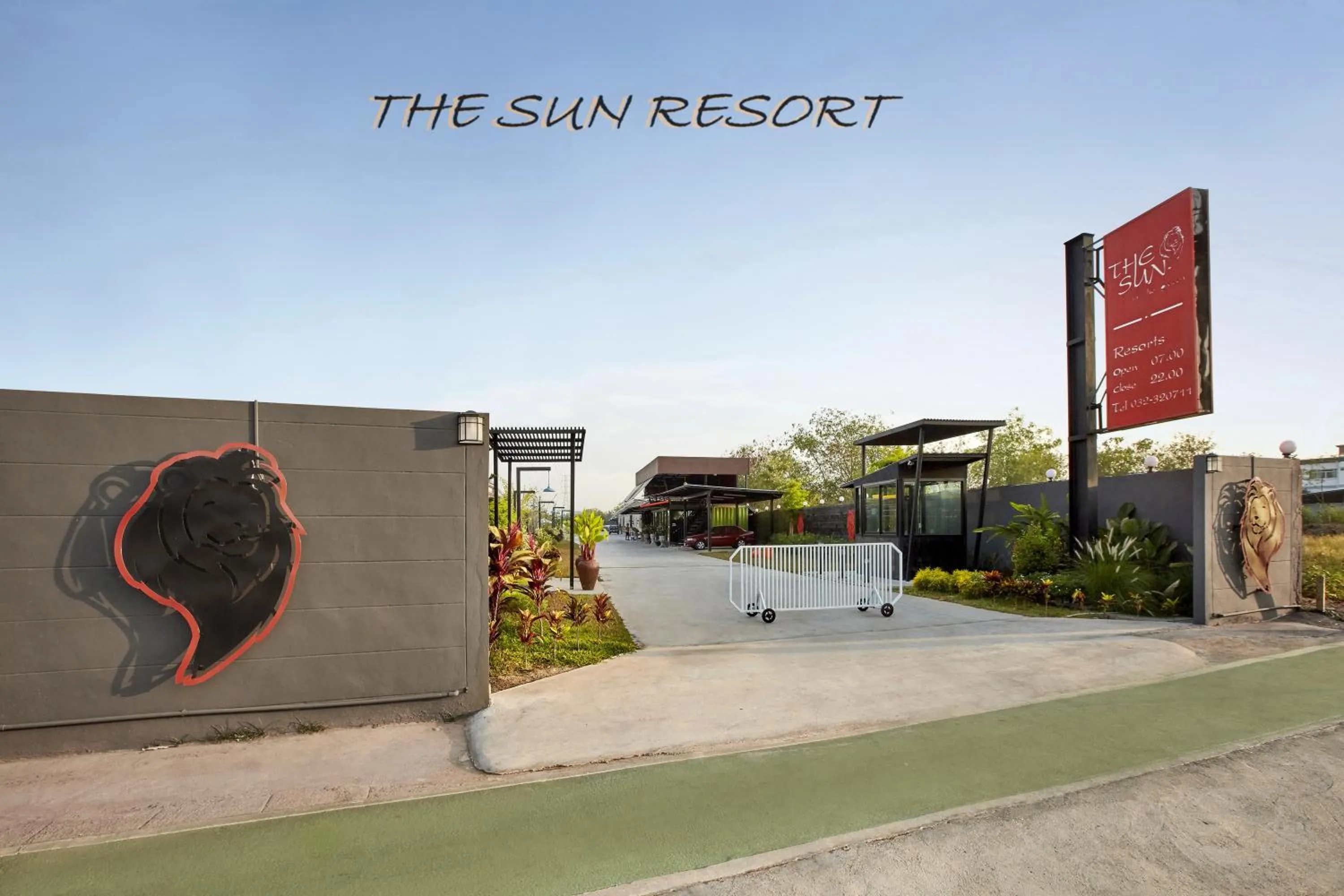 Facade/entrance in The Sun resort Ratchaburi