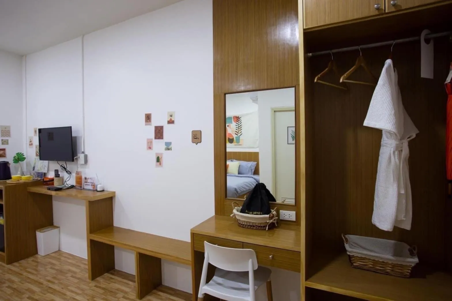 hair dresser in The Sun resort Ratchaburi