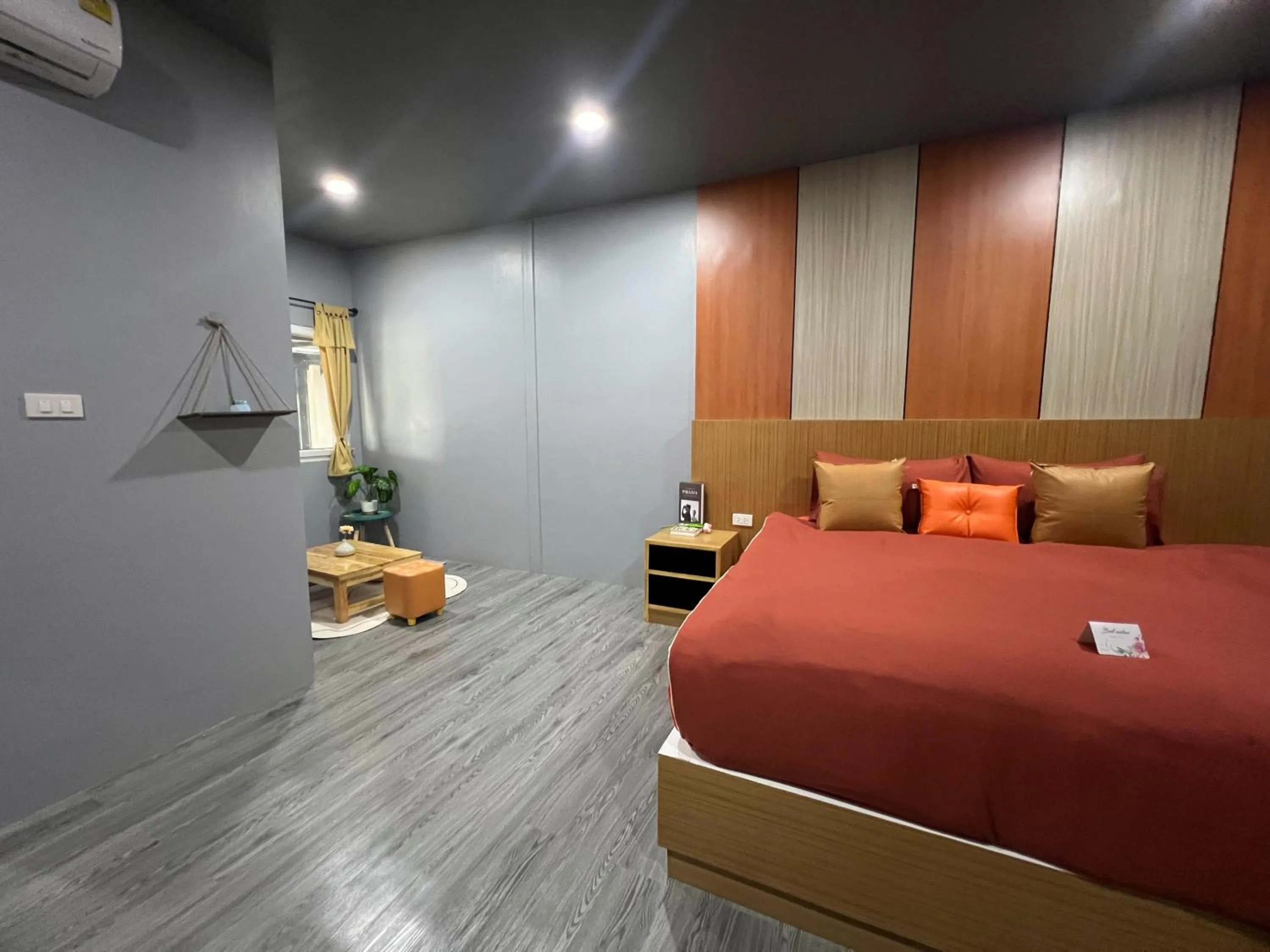 Bed in The Sun resort Ratchaburi