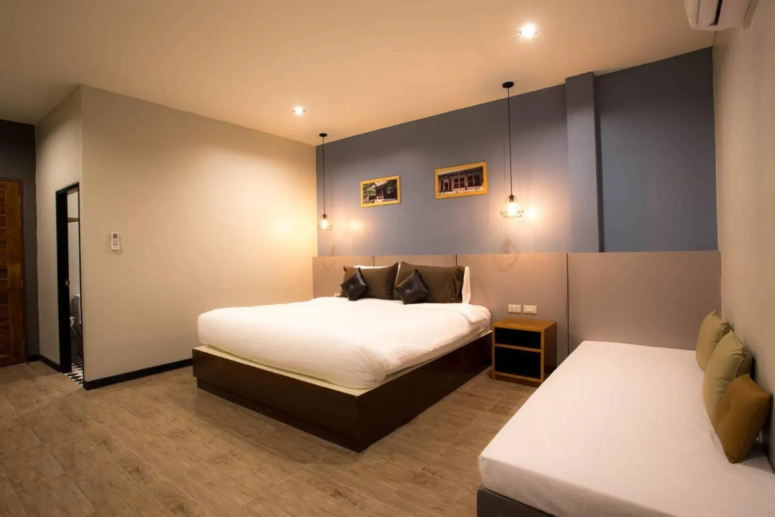 Bed in The Sun resort Ratchaburi