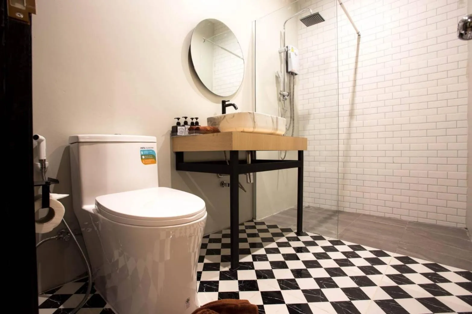 Shower in The Sun resort Ratchaburi