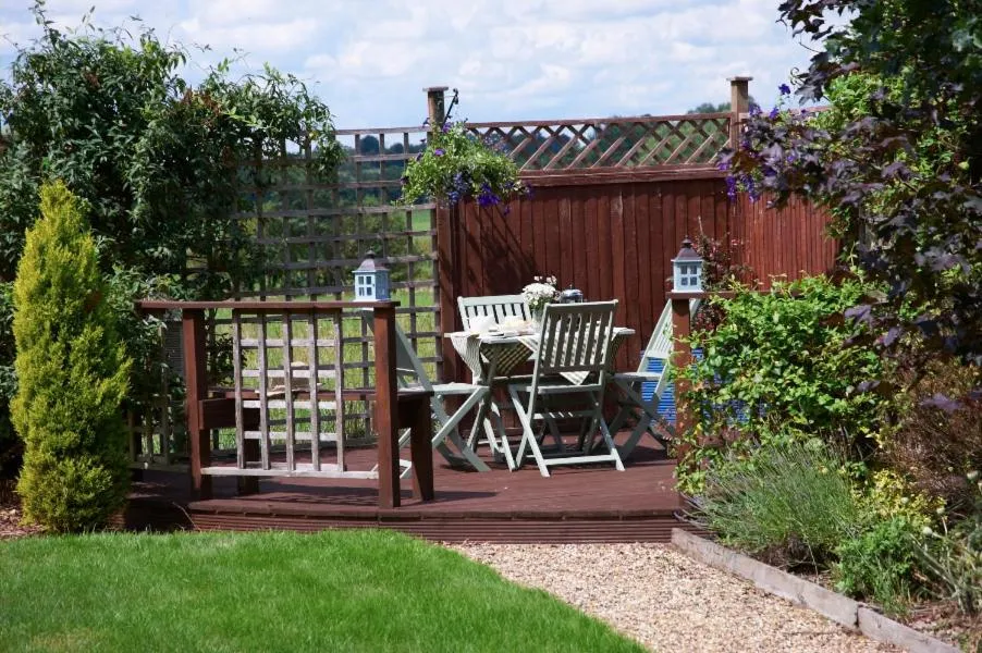 Patio in Sunset House Bed and Breakfast
