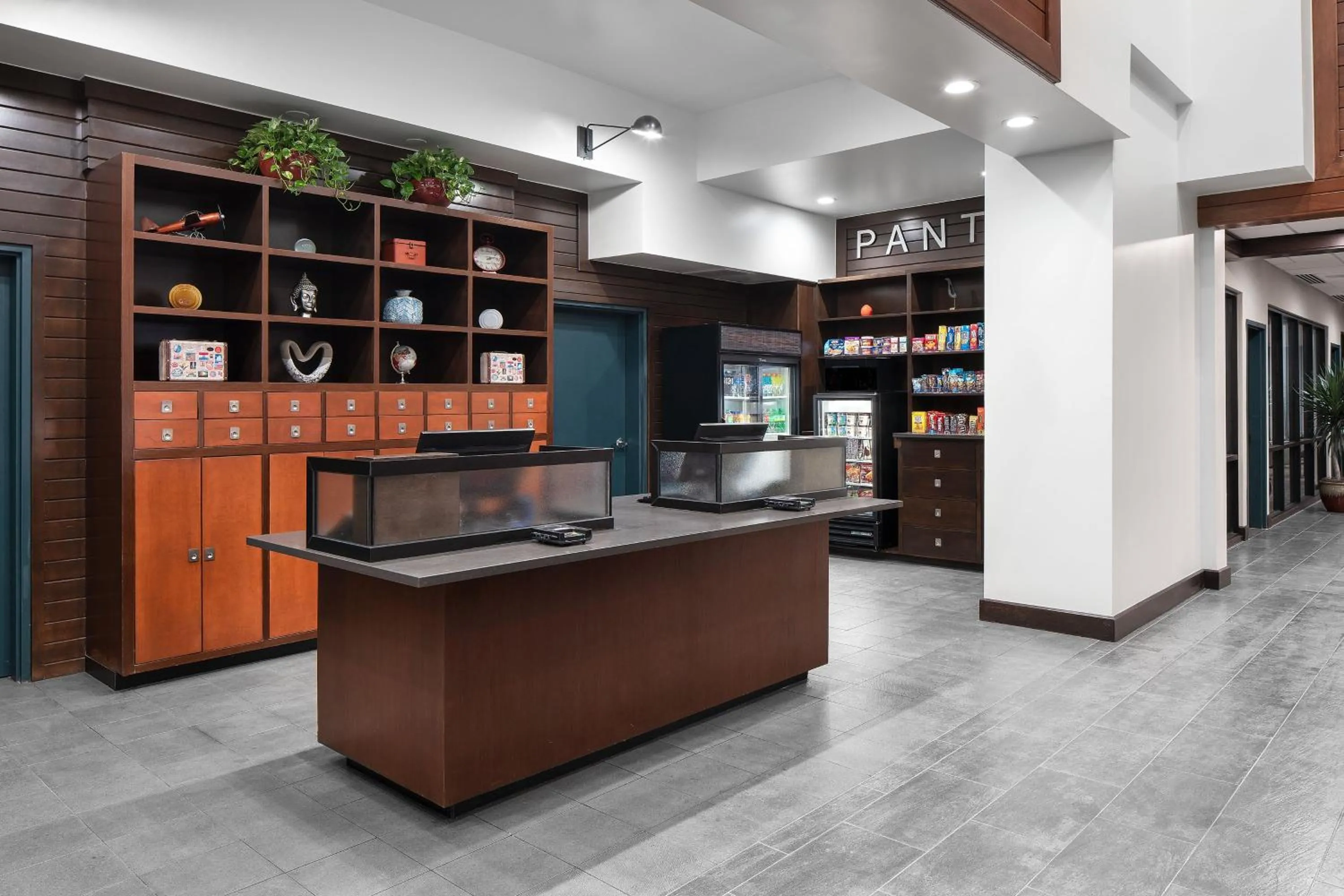 Lobby or reception in Four Points by Sheraton Oklahoma City Airport