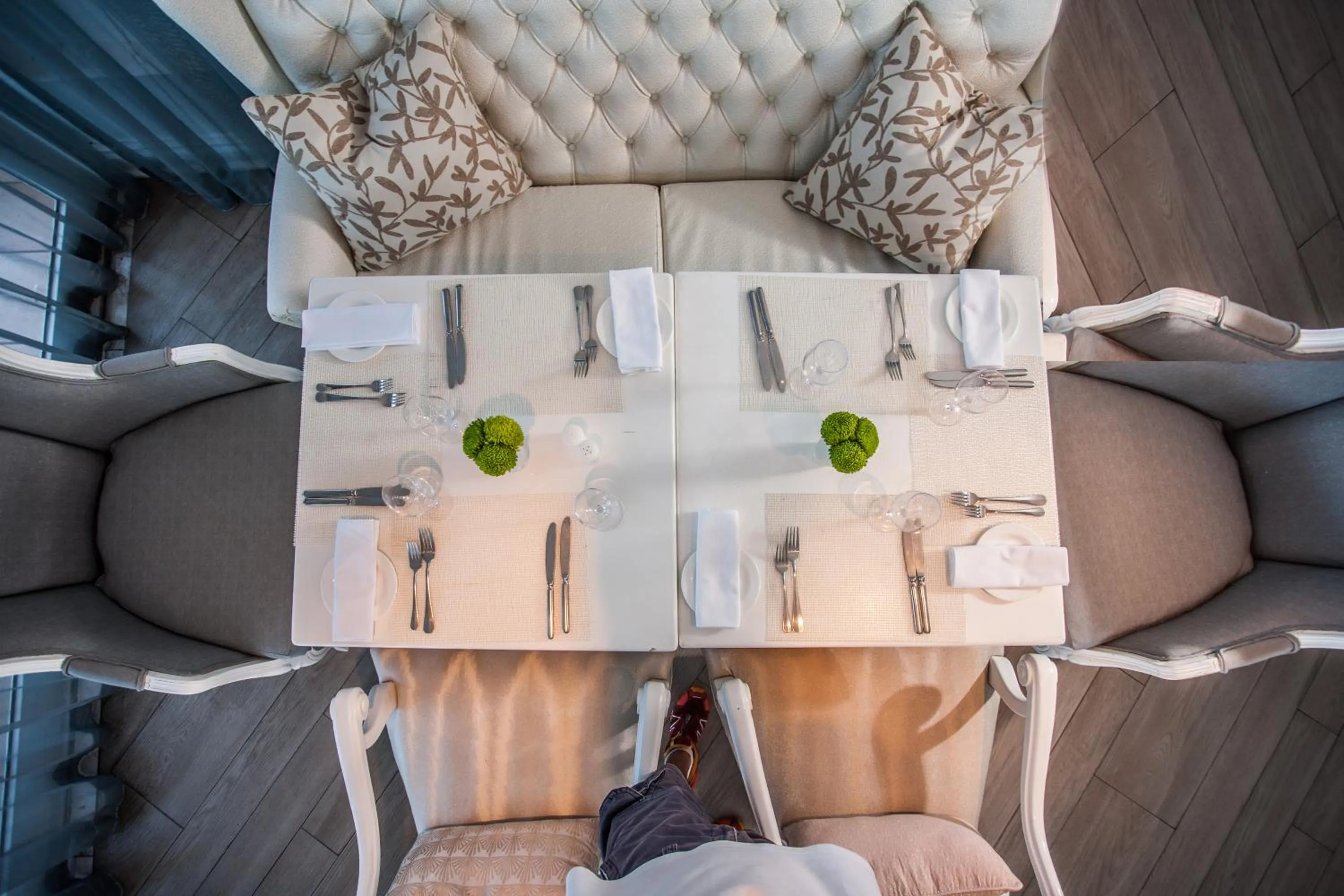 Restaurant/places to eat in Beverly Hills