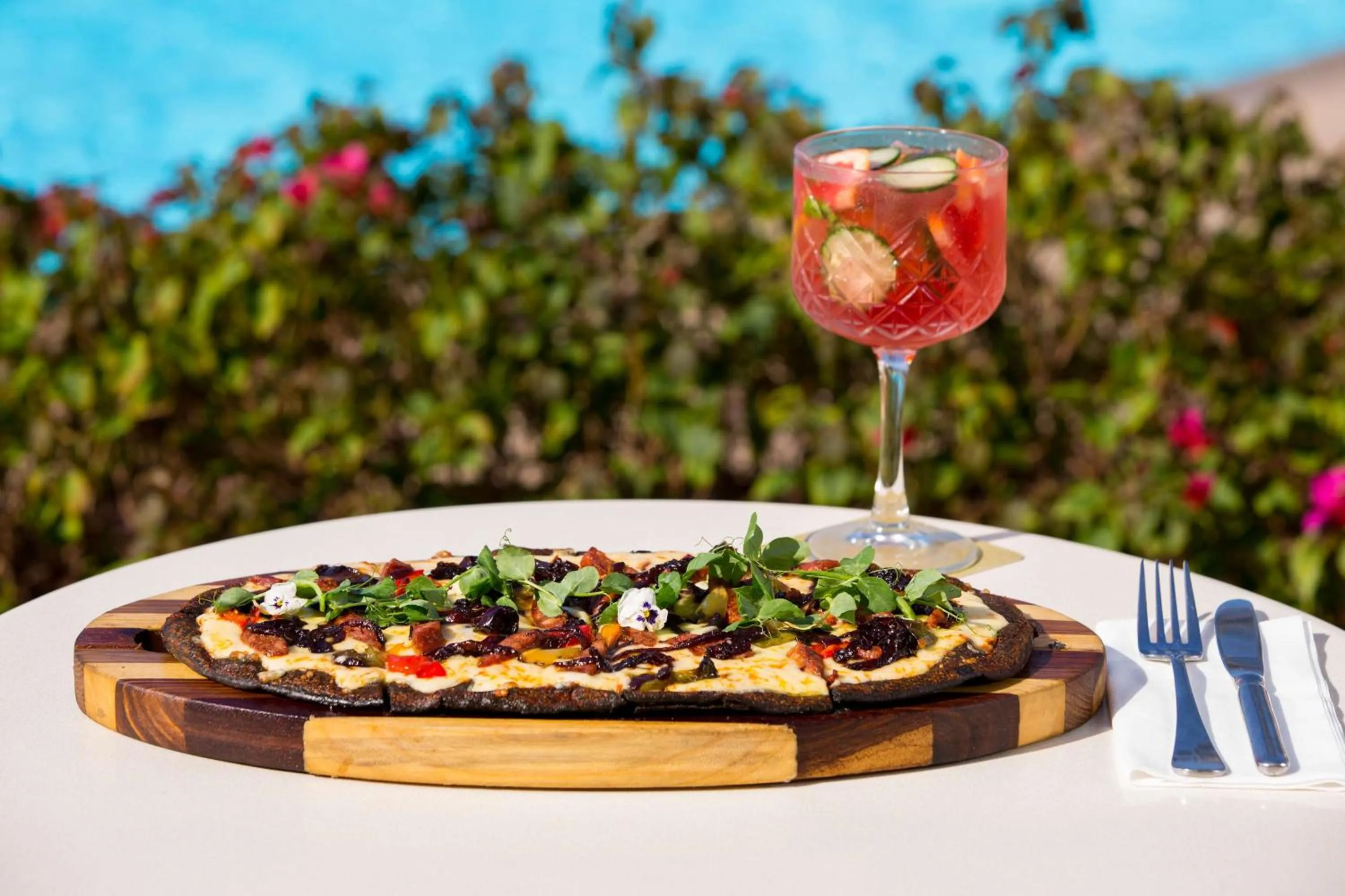 Lounge or bar in Beverly Hills