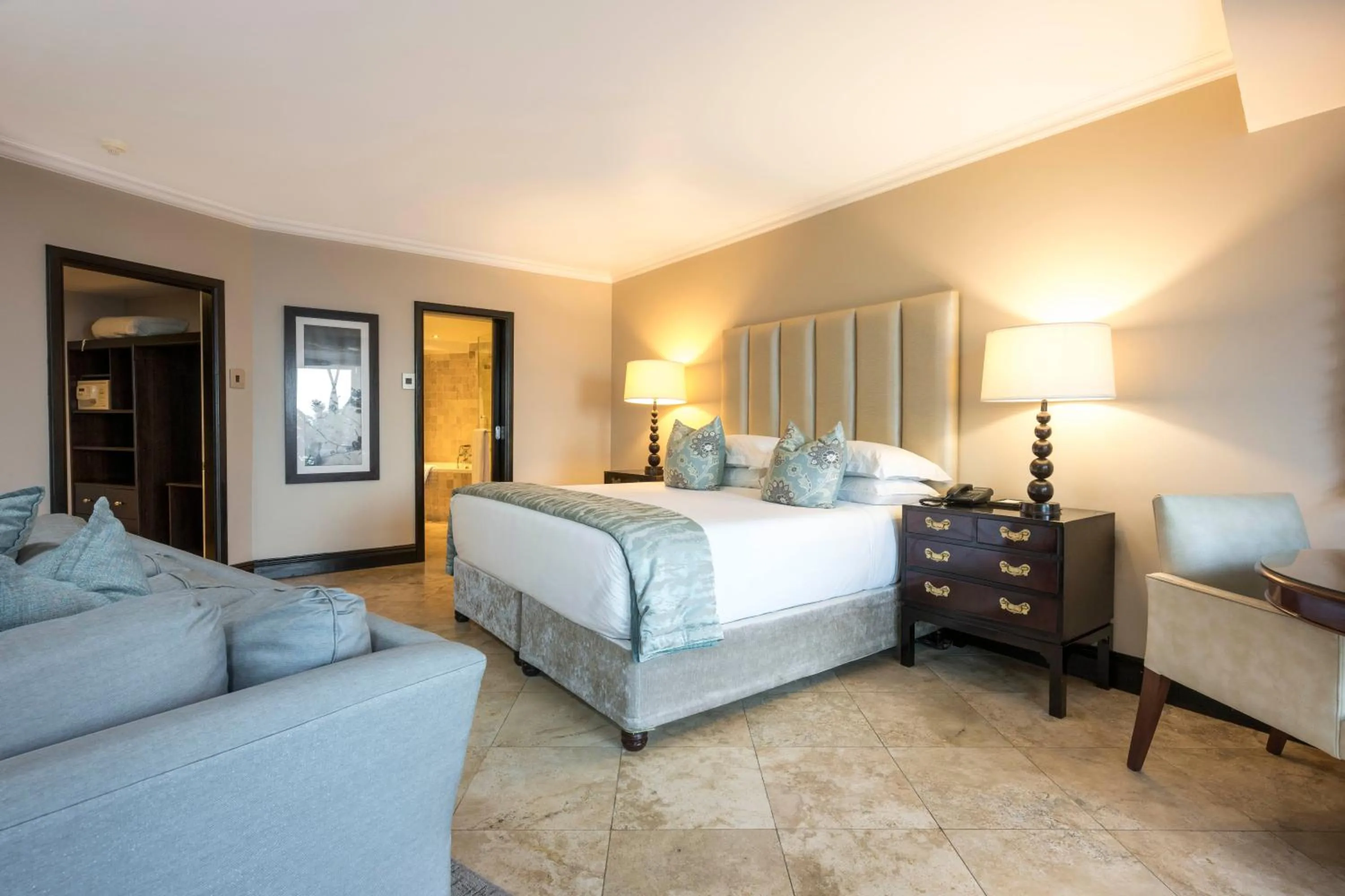 Bed in Beverly Hills