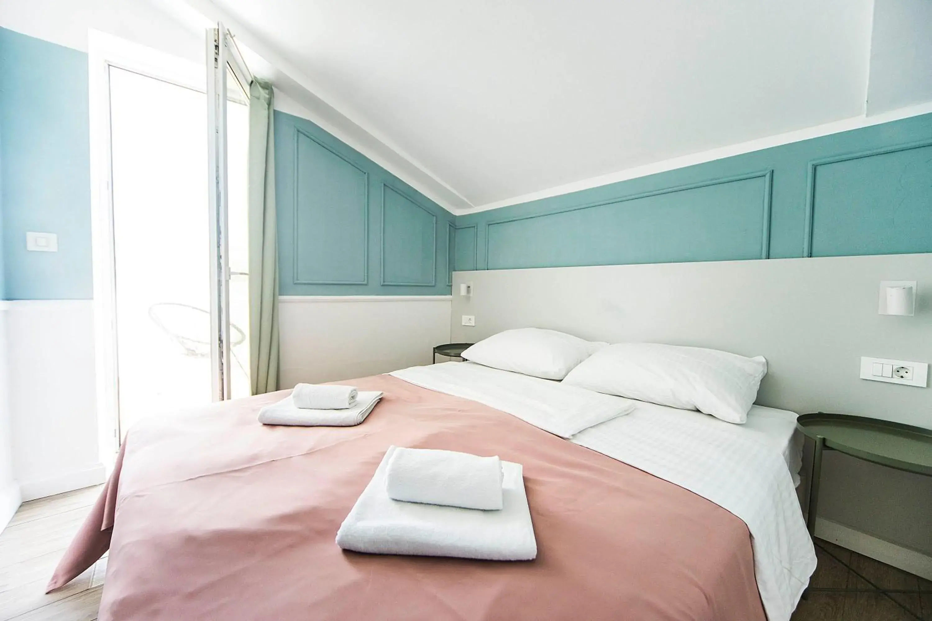 Quadruple Room with Sea View and Balcony in Hotel Plaza Quadruple Room with Sea View and Balcony in Hotel Plaza