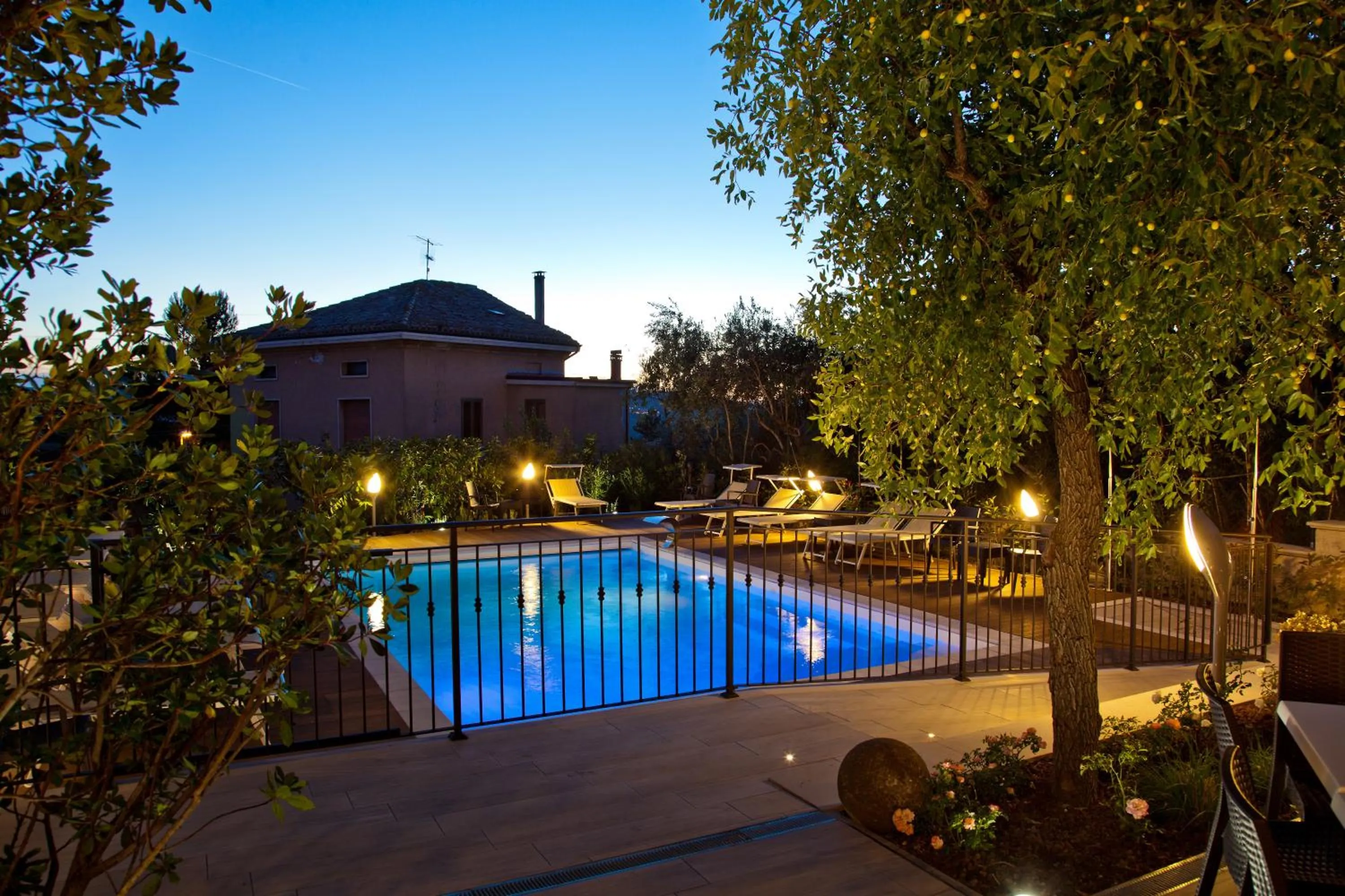 Swimming pool in Hotel La Palomba