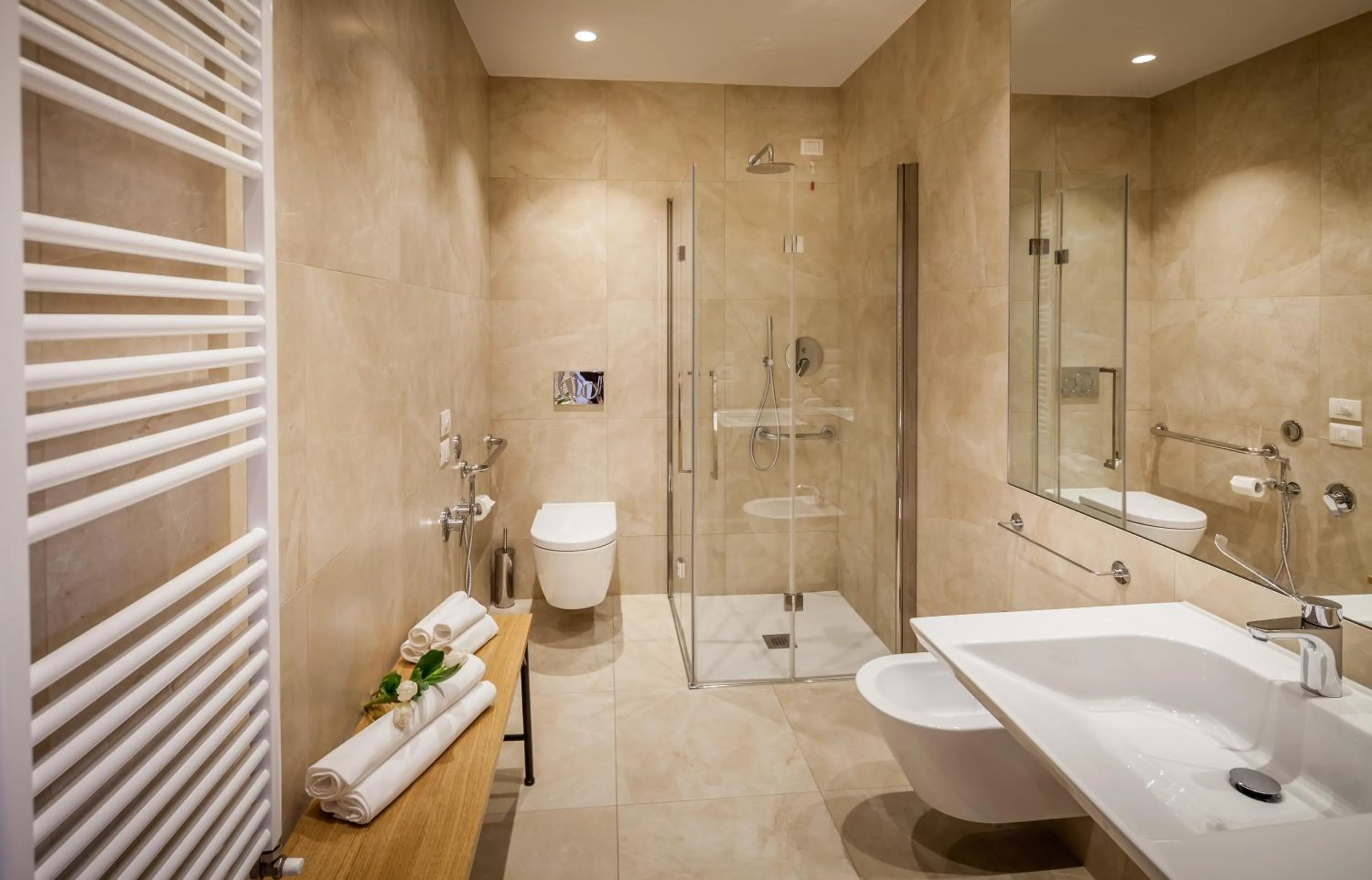 Bathroom in Hotel La Palomba