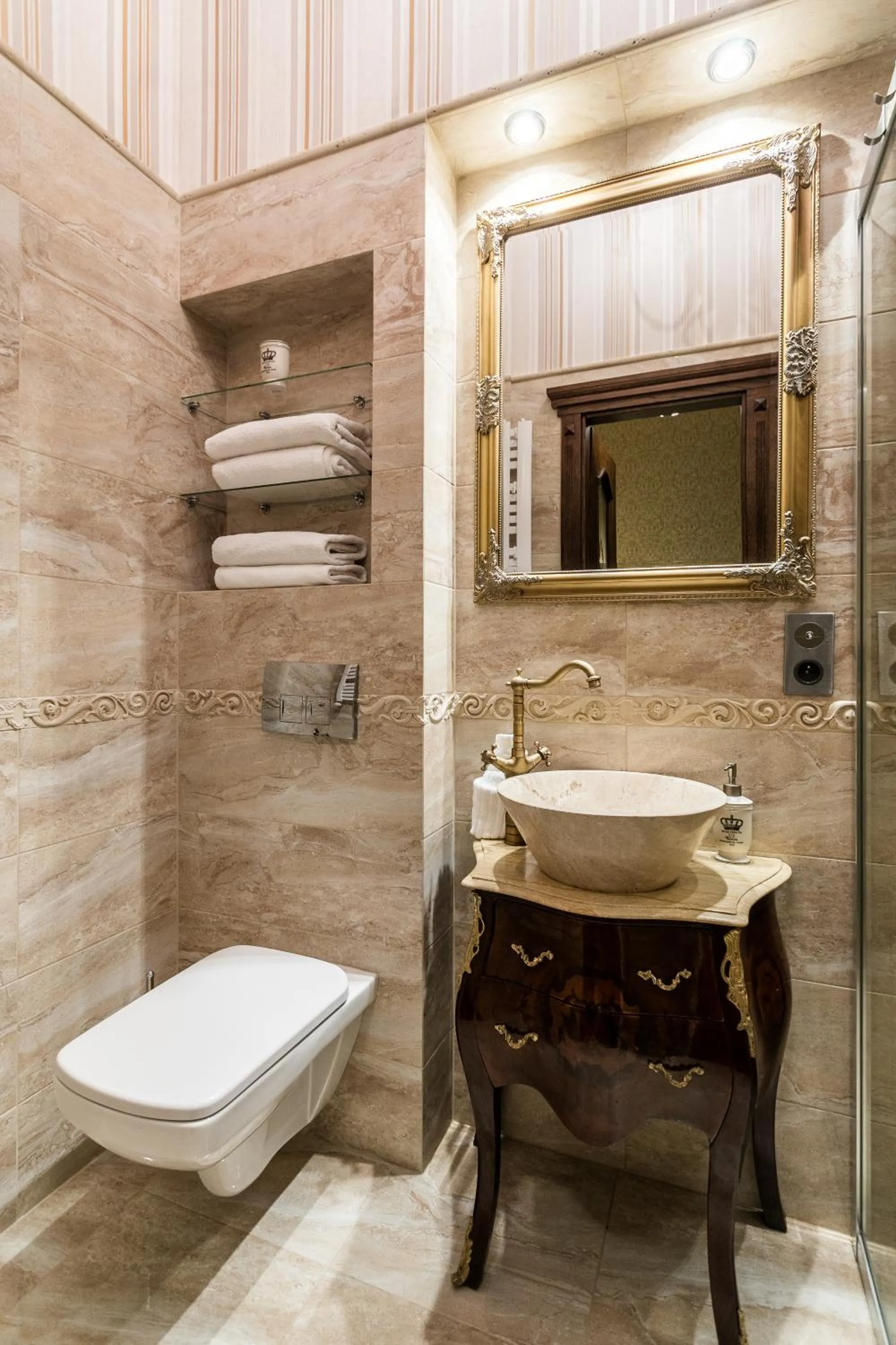 Bathroom in Exclusive Royal Apartments